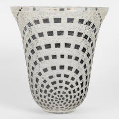 1935 René Lalique Art Deco Vase Damiers Glas mit schwarzer Emaille