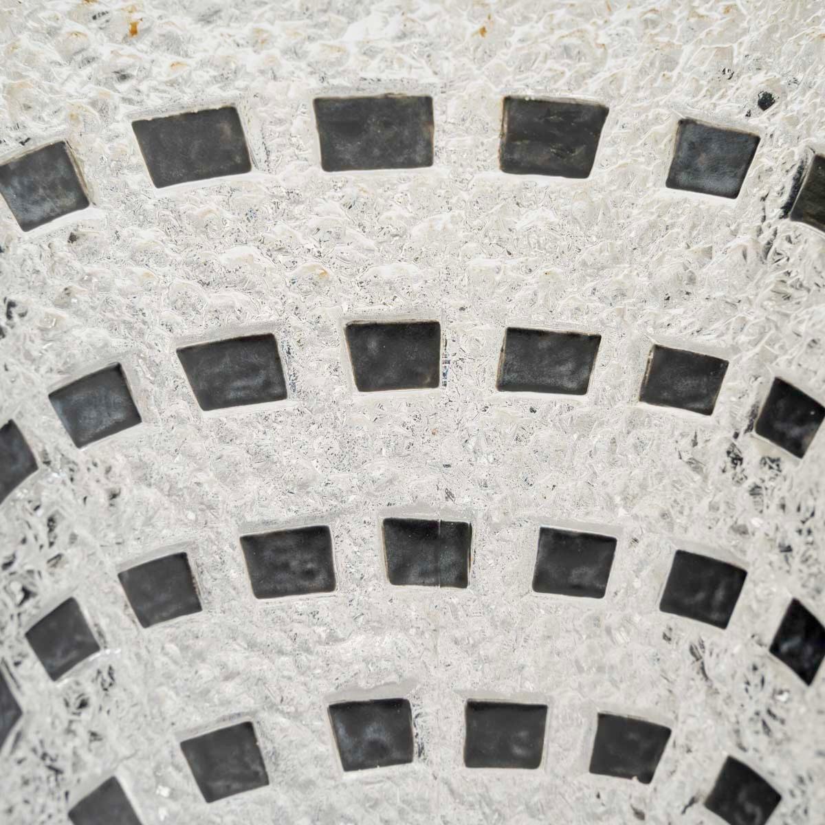 1935 René Lalique Art Deco Vase Damiers Glas mit schwarzer Emaille (Geformt) im Angebot