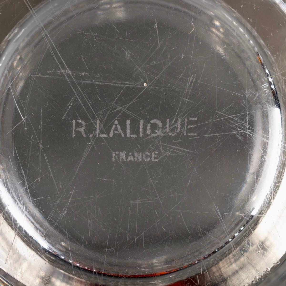 1935 Rene Lalique Art Deco Vase Megeve Clear Glass In Good Condition For Sale In Boulogne Billancourt, FR