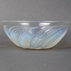 1935 René Lalique - Bowl Fleuron Opalescent Glass
