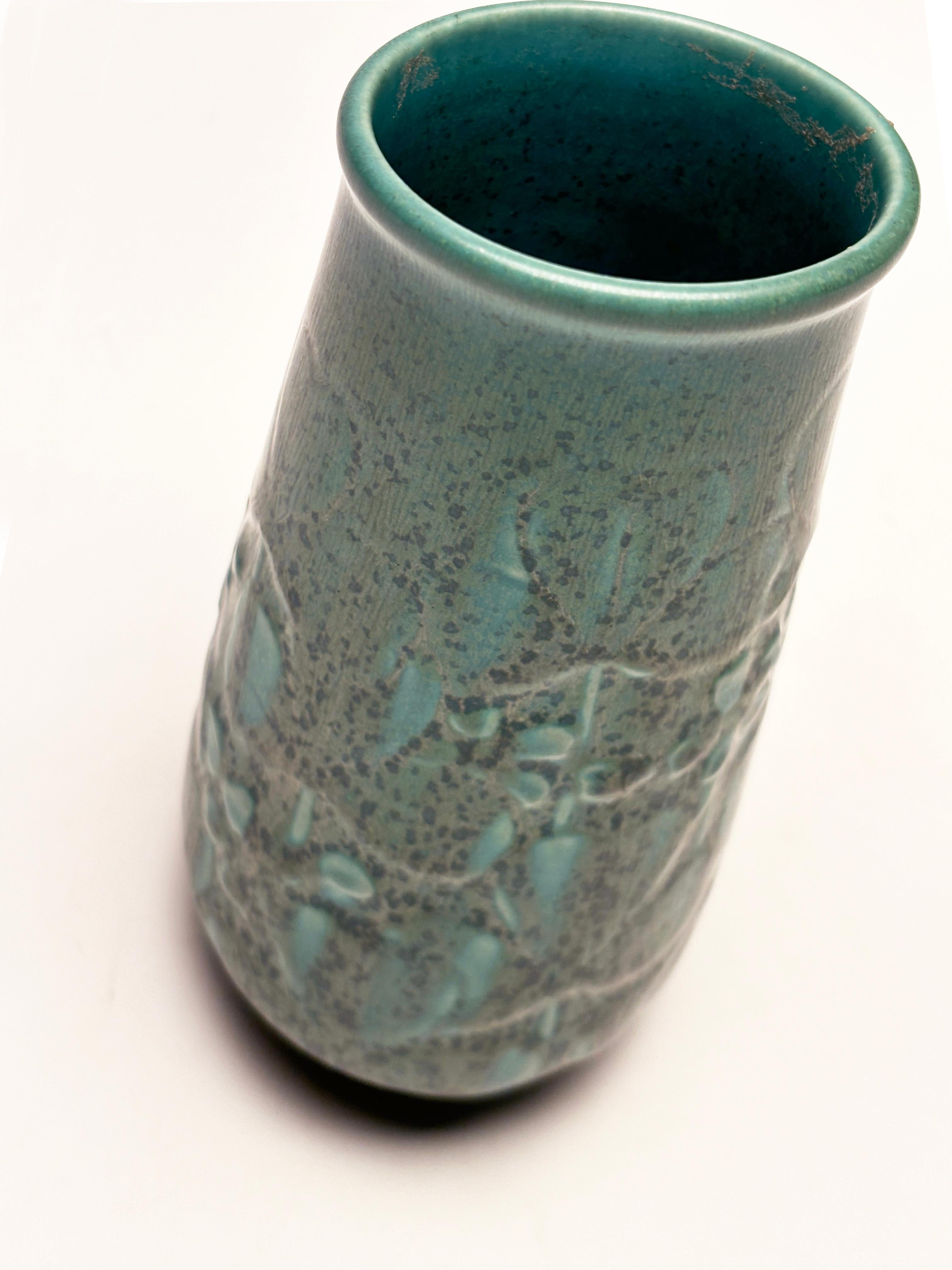 American 1935 Rookwood Blue/Teal Green Matte Glazed Vase With Well-Formed Floral Relief For Sale