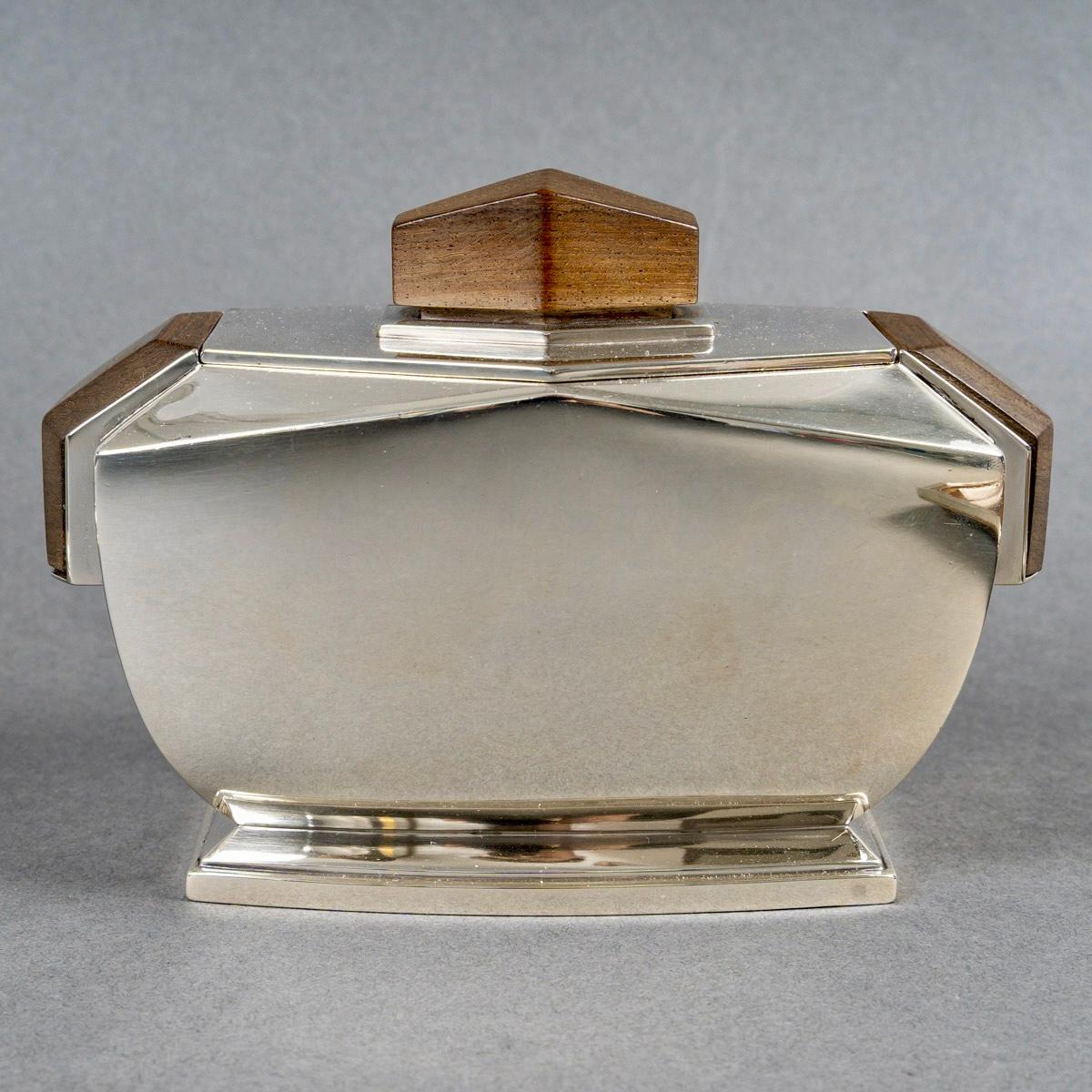 1935 Tetard Frères - Servizio da tè e caffè in argento e palissandro in vendita 6