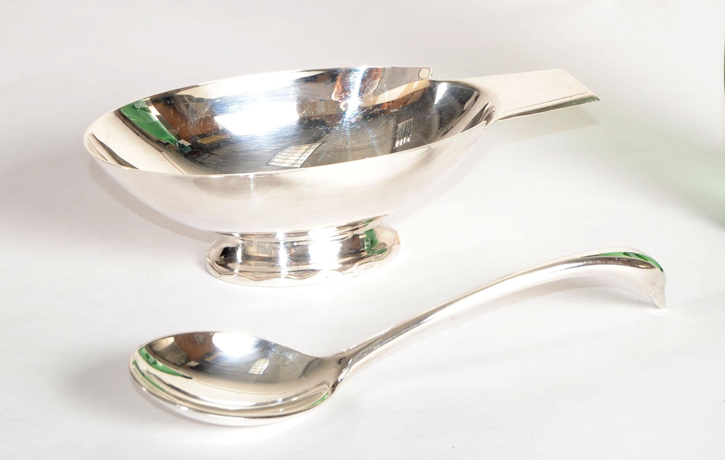 1935s Christofle France Gallia Silver Plate Sauceboat & Swan Ladle Art Deco For Sale 10