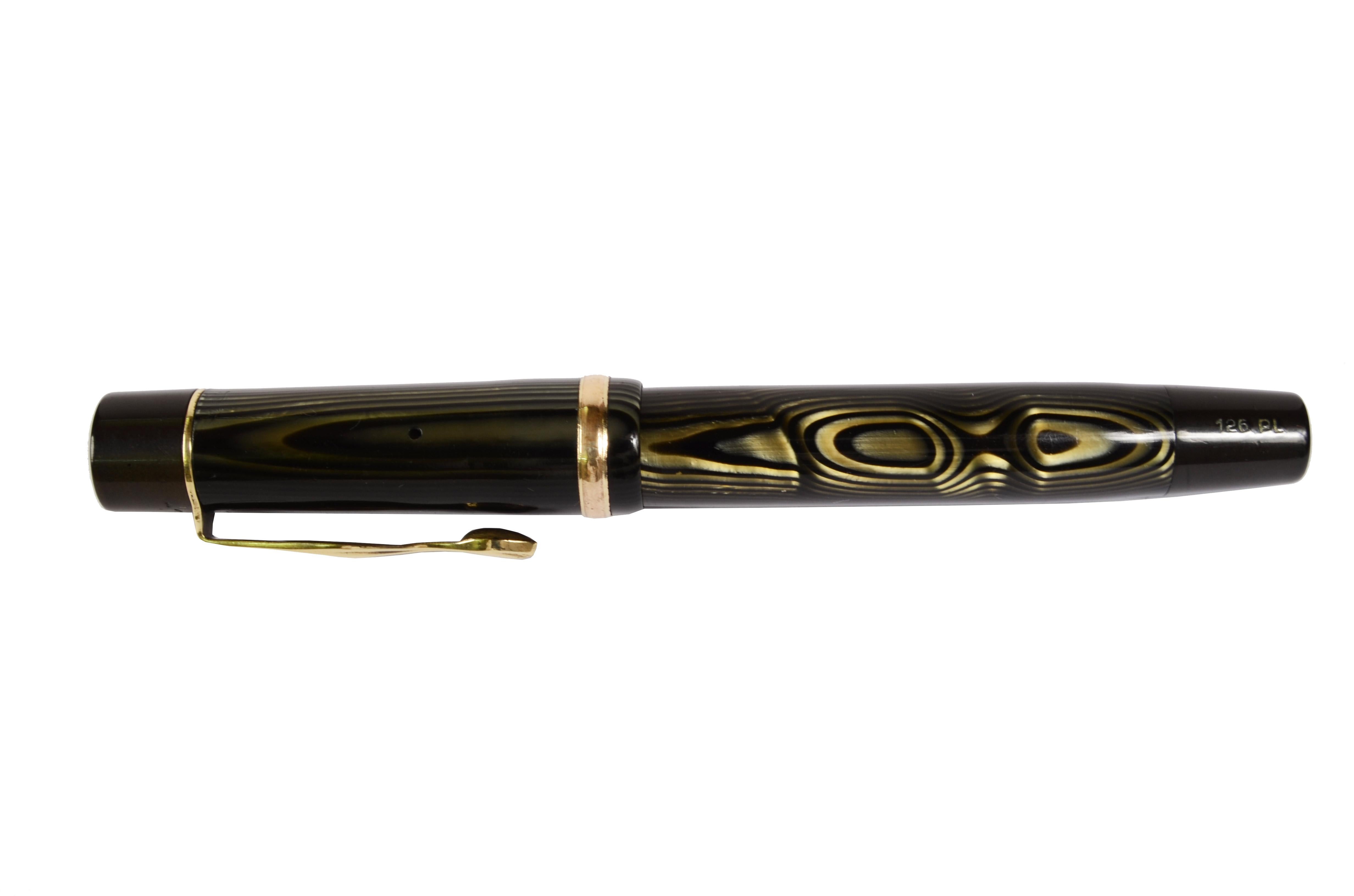 1935s Montblanc Meisterstuck 126PL Platinum Lined Antique Fountain Pen Gold Nib In Good Condition In Milan, IT