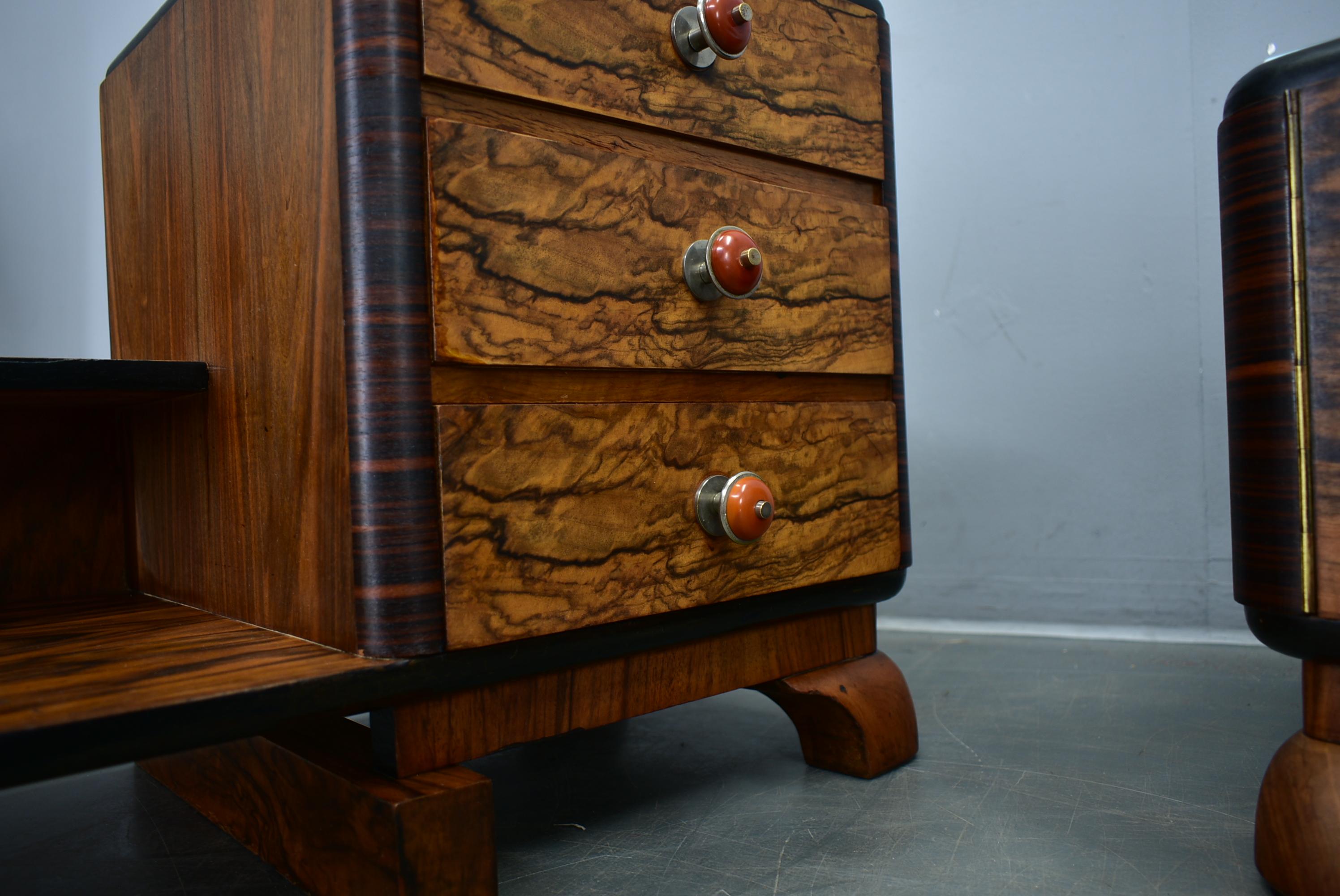 1935s Pair of Art Deco Bedside Tables, Czechoslovakia For Sale 9