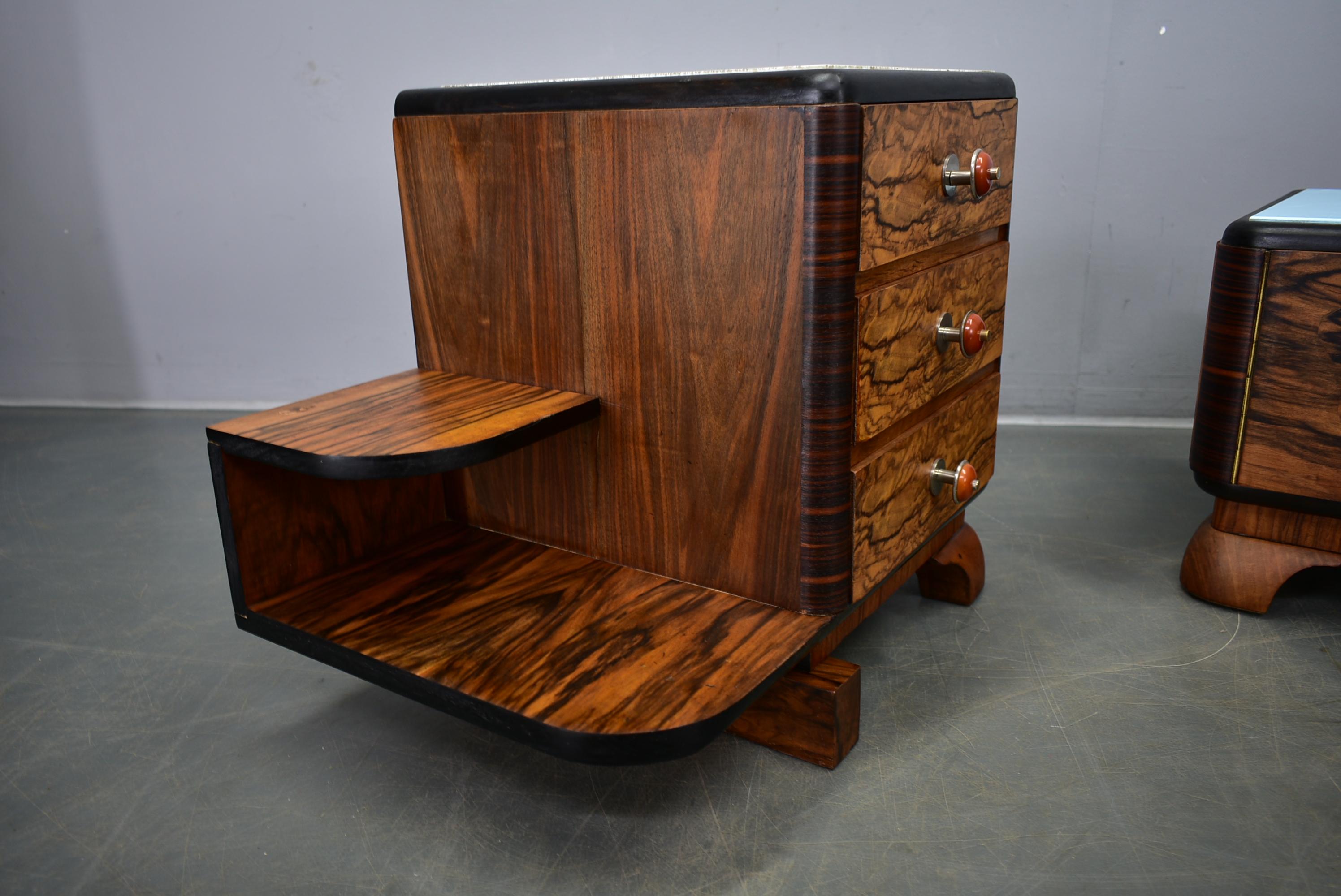 1935s Pair of Art Deco Bedside Tables, Czechoslovakia For Sale 11