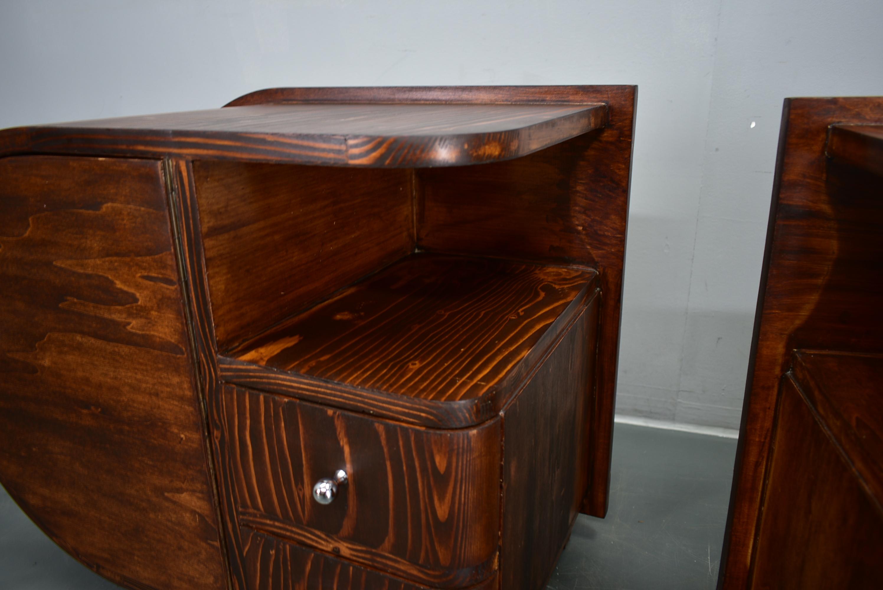 1935s Pair of Rare Art Deco Bedside Tables, Czechoslovakia For Sale 5