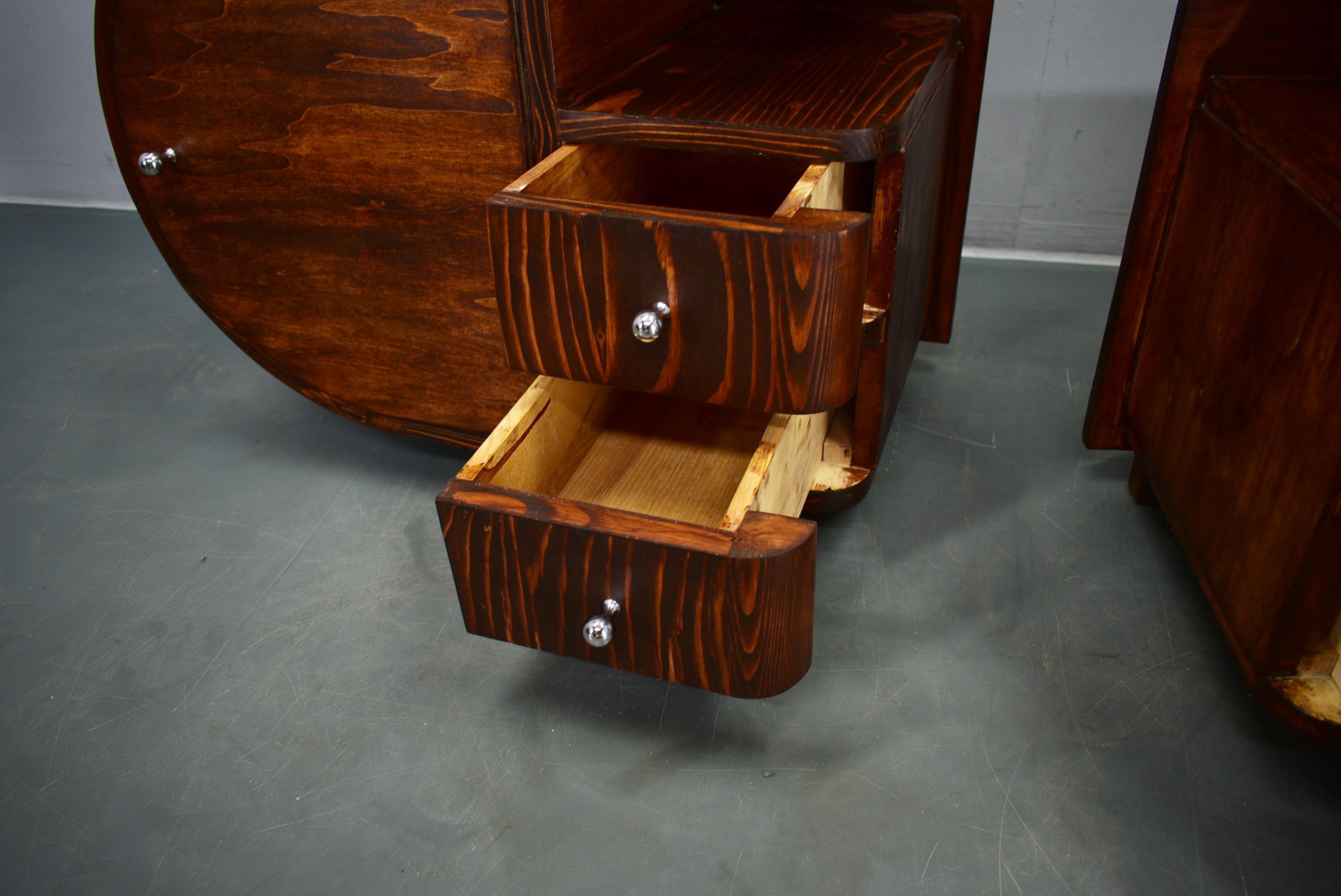 1935s Pair of Rare Art Deco Bedside Tables, Czechoslovakia For Sale 6