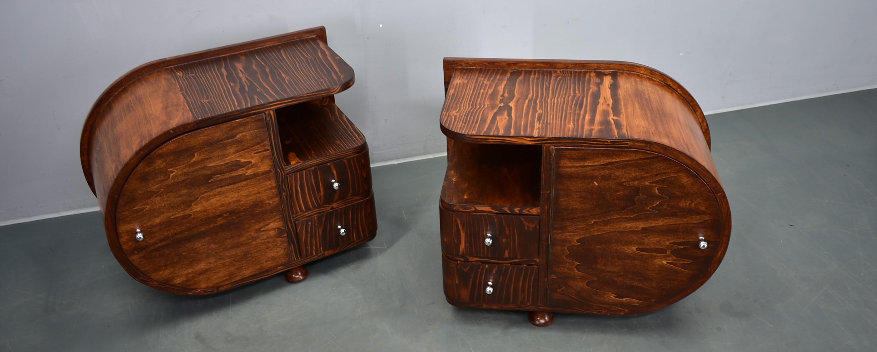 1935s Pair of Rare Art Deco Bedside Tables, Czechoslovakia For Sale 12