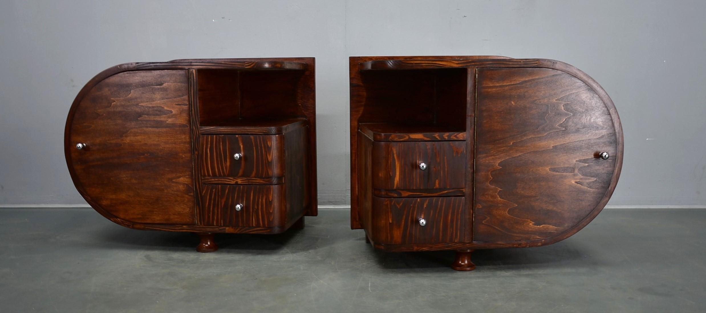 1935s Pair of Rare Art Deco Bedside Tables, Czechoslovakia For Sale 13