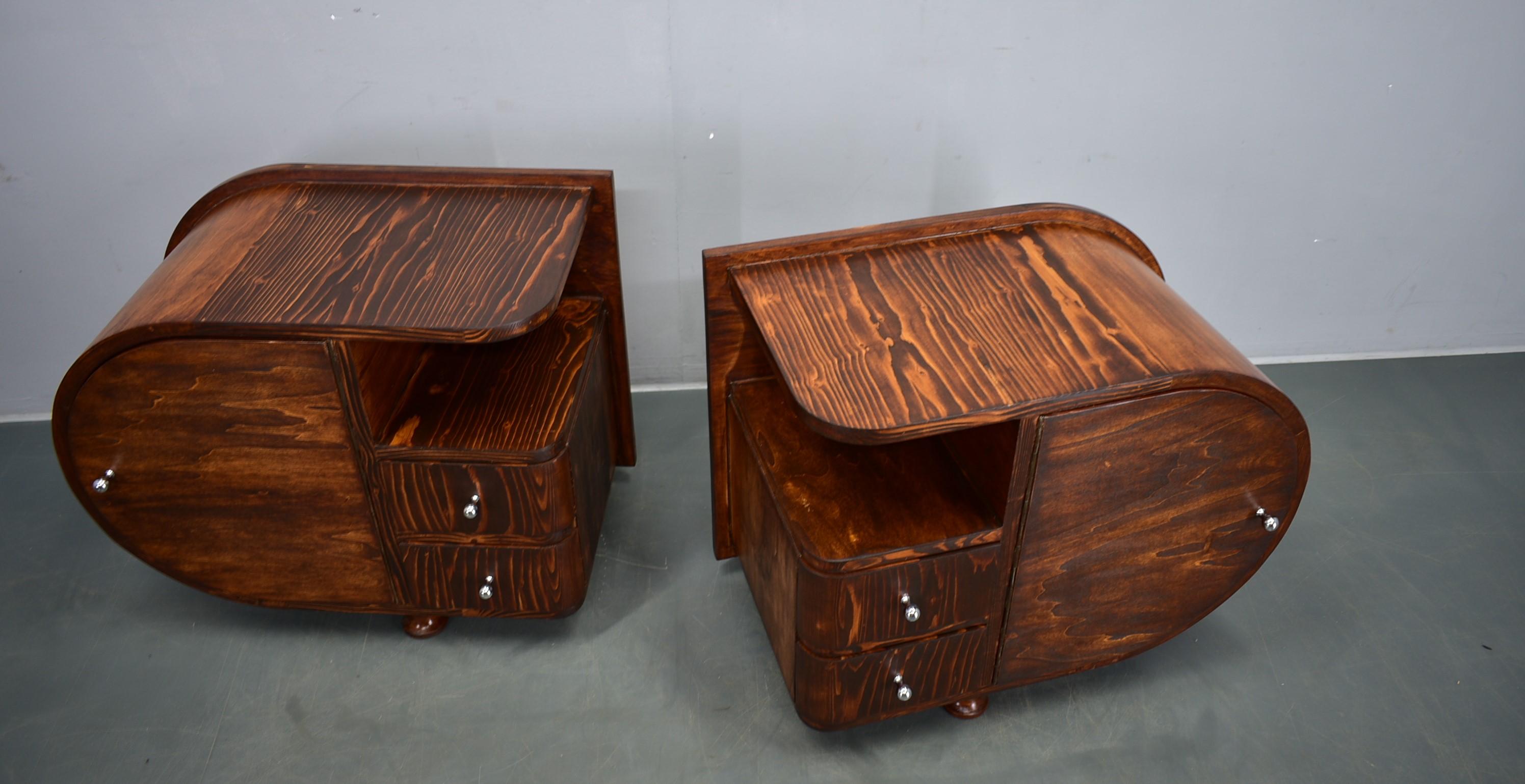 - good condition
- cleaned
- renovation oil used
- polished
- made in Czechoslovakia
