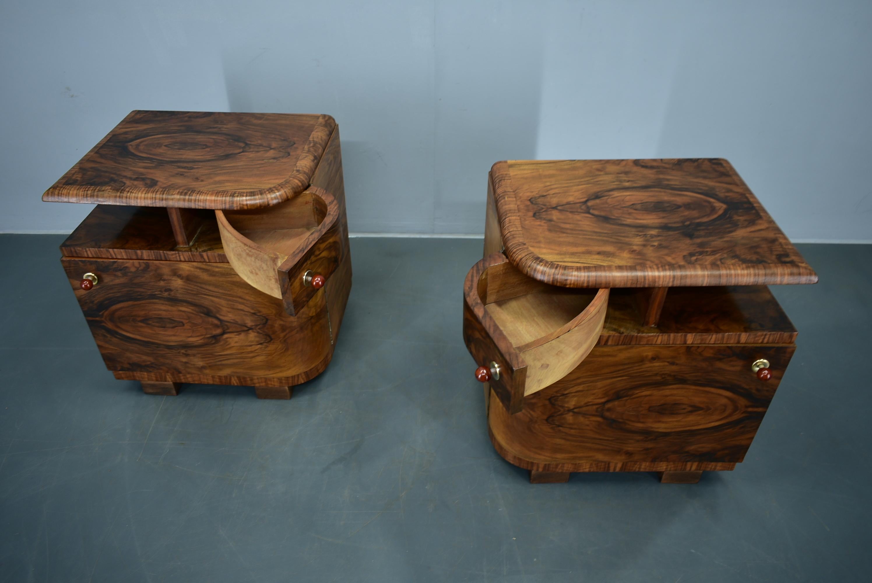 1935s Pair of Rare Art Deco Bedside Tables, Czechoslovakia In Good Condition In Praha, CZ