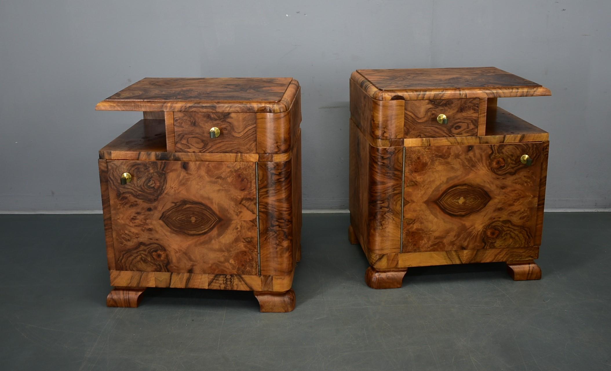 1935s Pair of Rare Art Deco Bedside Tables, Czechoslovakia In Good Condition For Sale In Praha, CZ