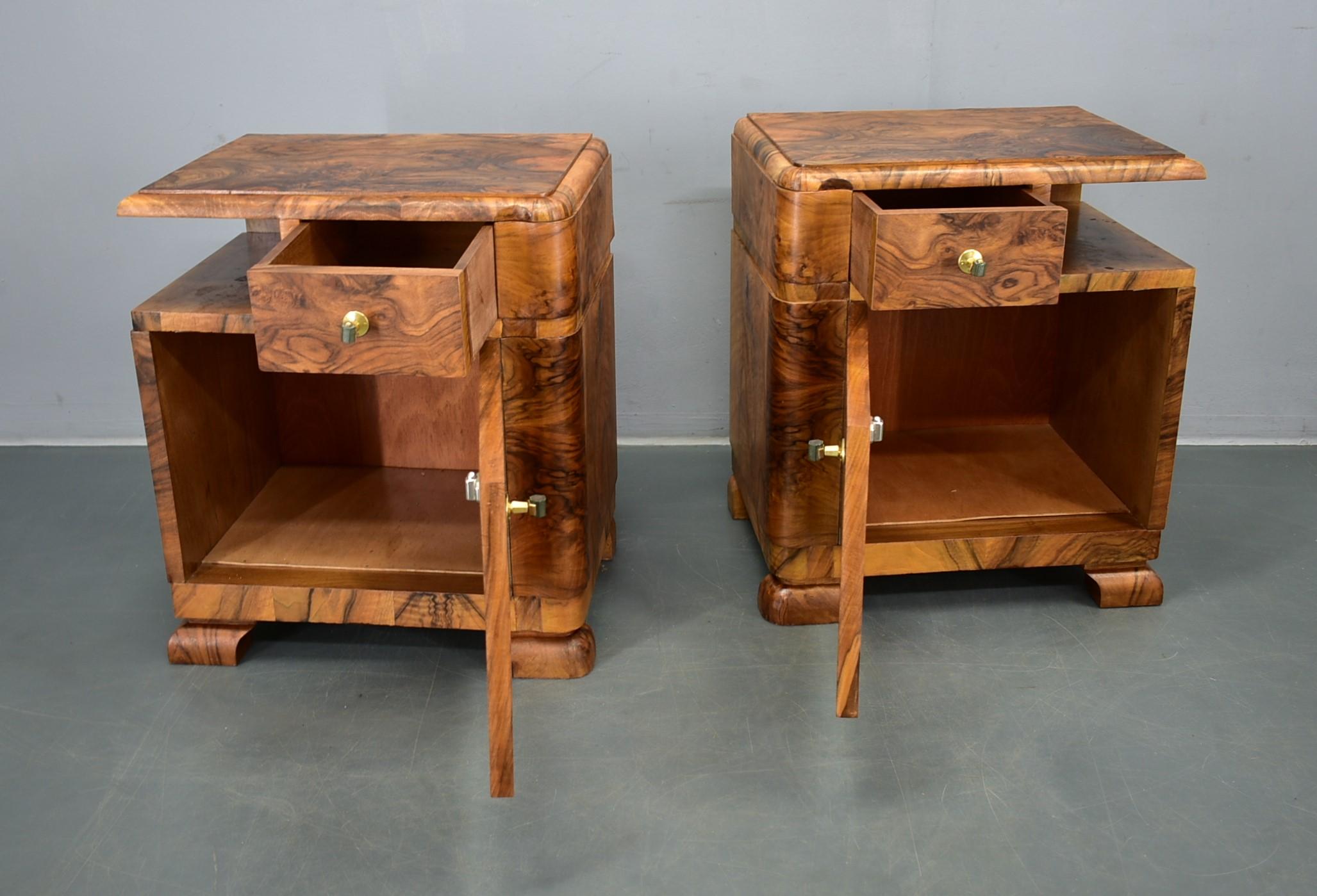 Mid-20th Century 1935s Pair of Rare Art Deco Bedside Tables, Czechoslovakia For Sale