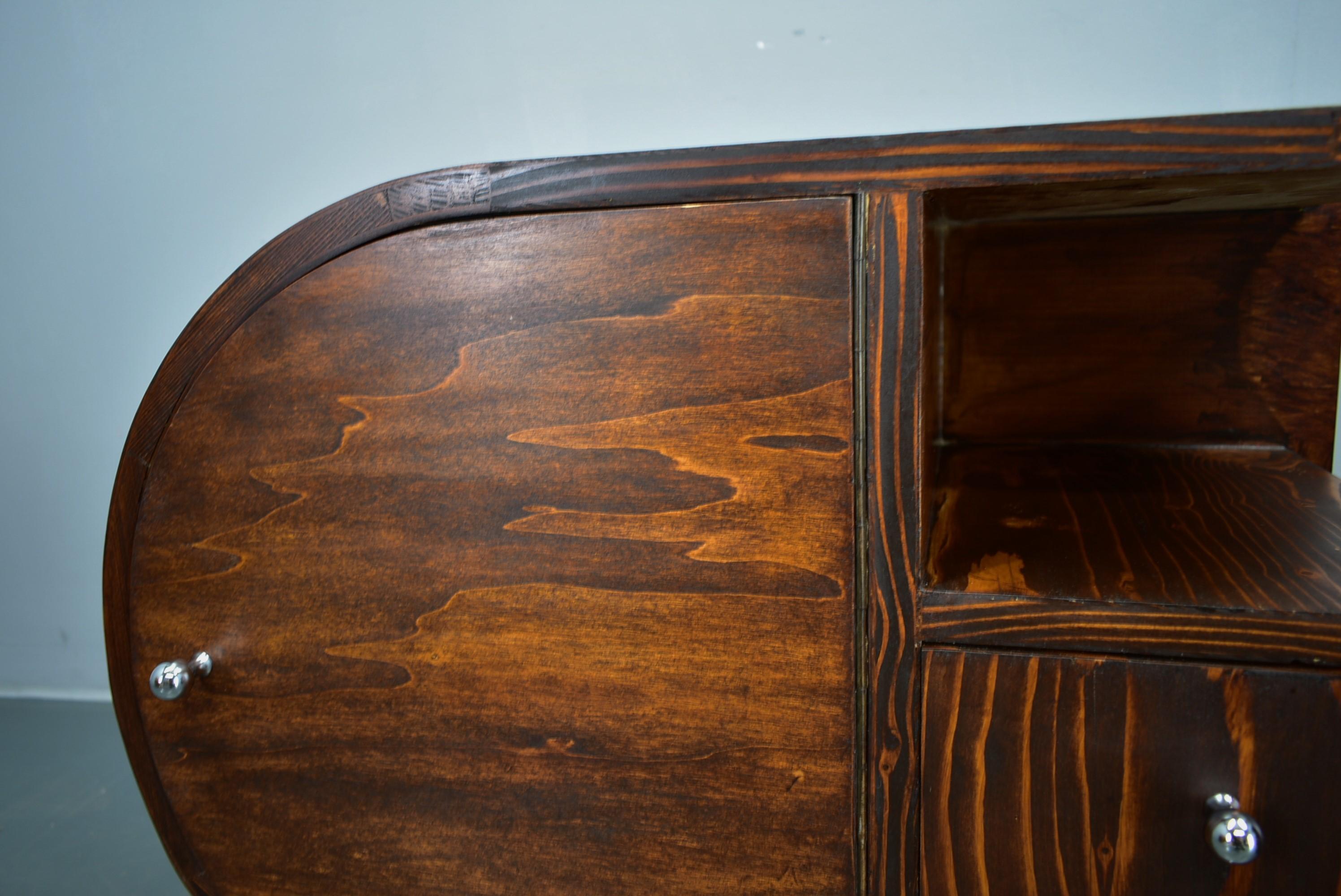 1935s Pair of Rare Art Deco Bedside Tables, Czechoslovakia For Sale 1