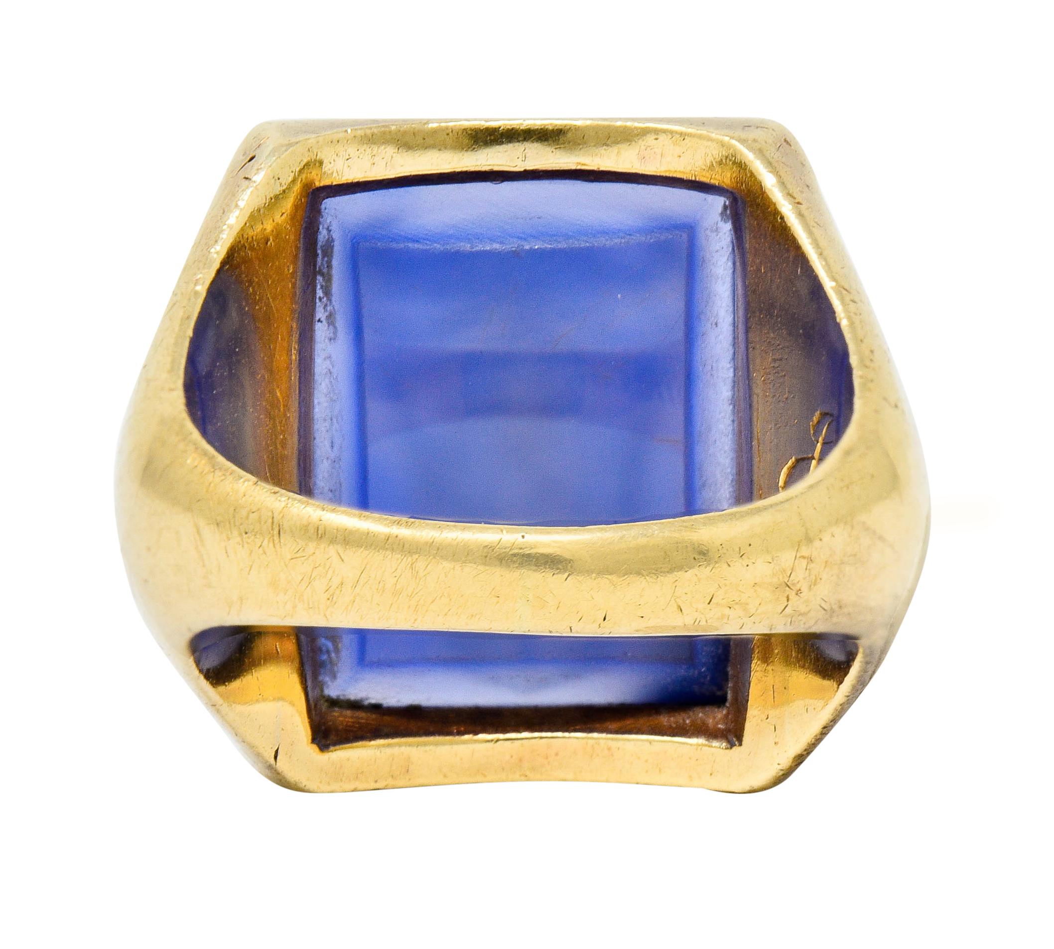 Square Cut 1936 Art Deco Blue Chalcedony 14 Karat Gold Unisex Heraldry Signet Ring