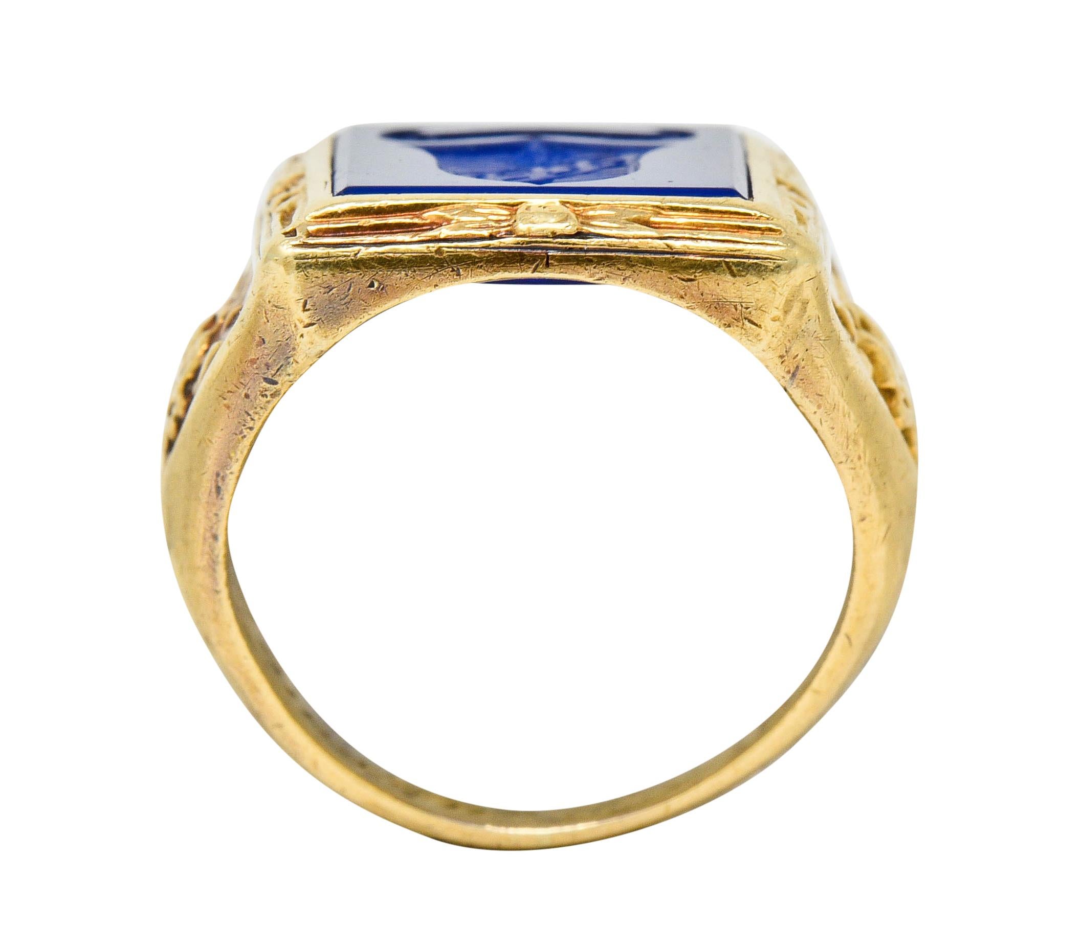 1936 Art Deco Blue Chalcedony 14 Karat Gold Unisex Heraldry Signet Ring 3