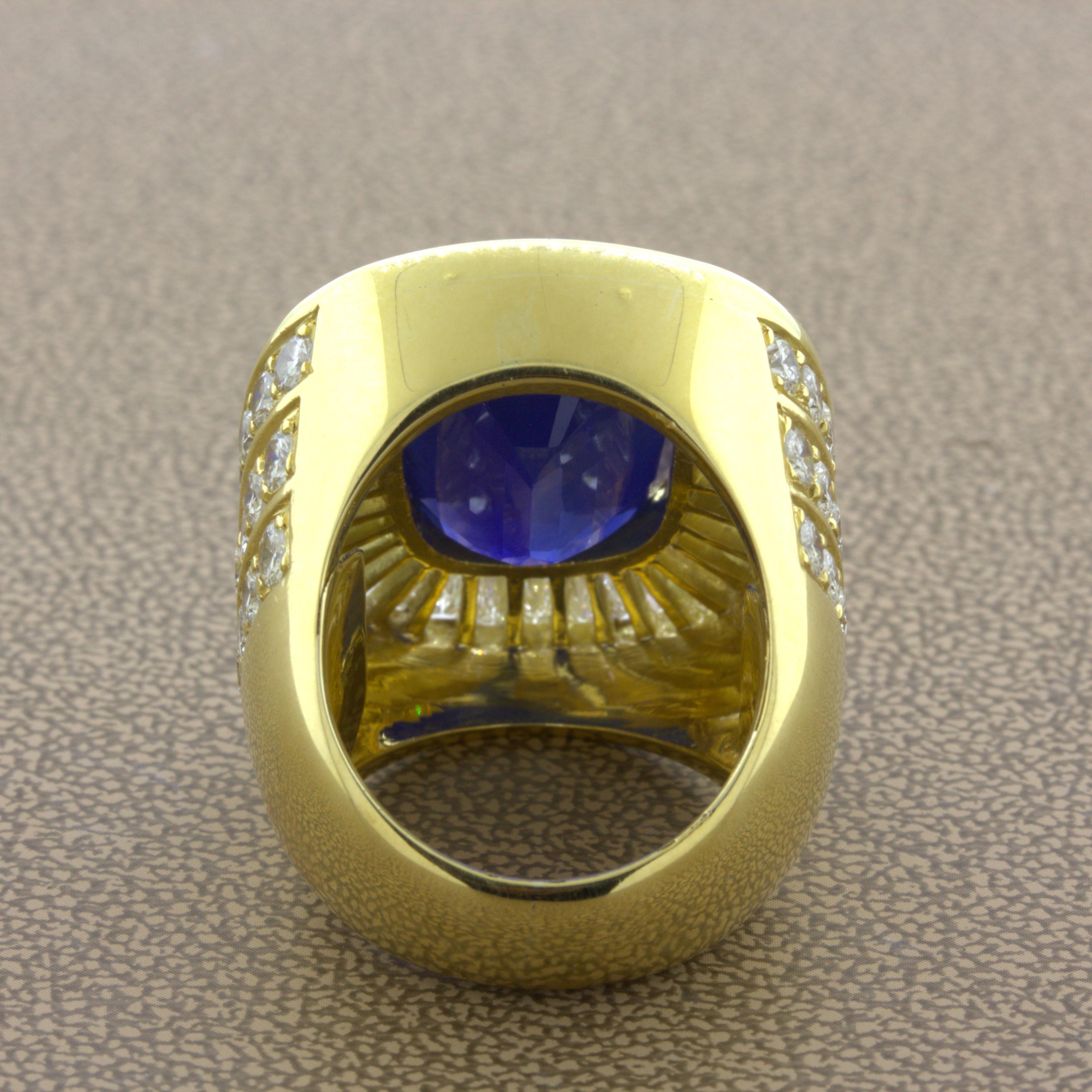 19.36 Carat Ceylon Sapphire Diamond 18K Yellow Gold Cocktail Ring, GIA Certified In New Condition For Sale In Beverly Hills, CA