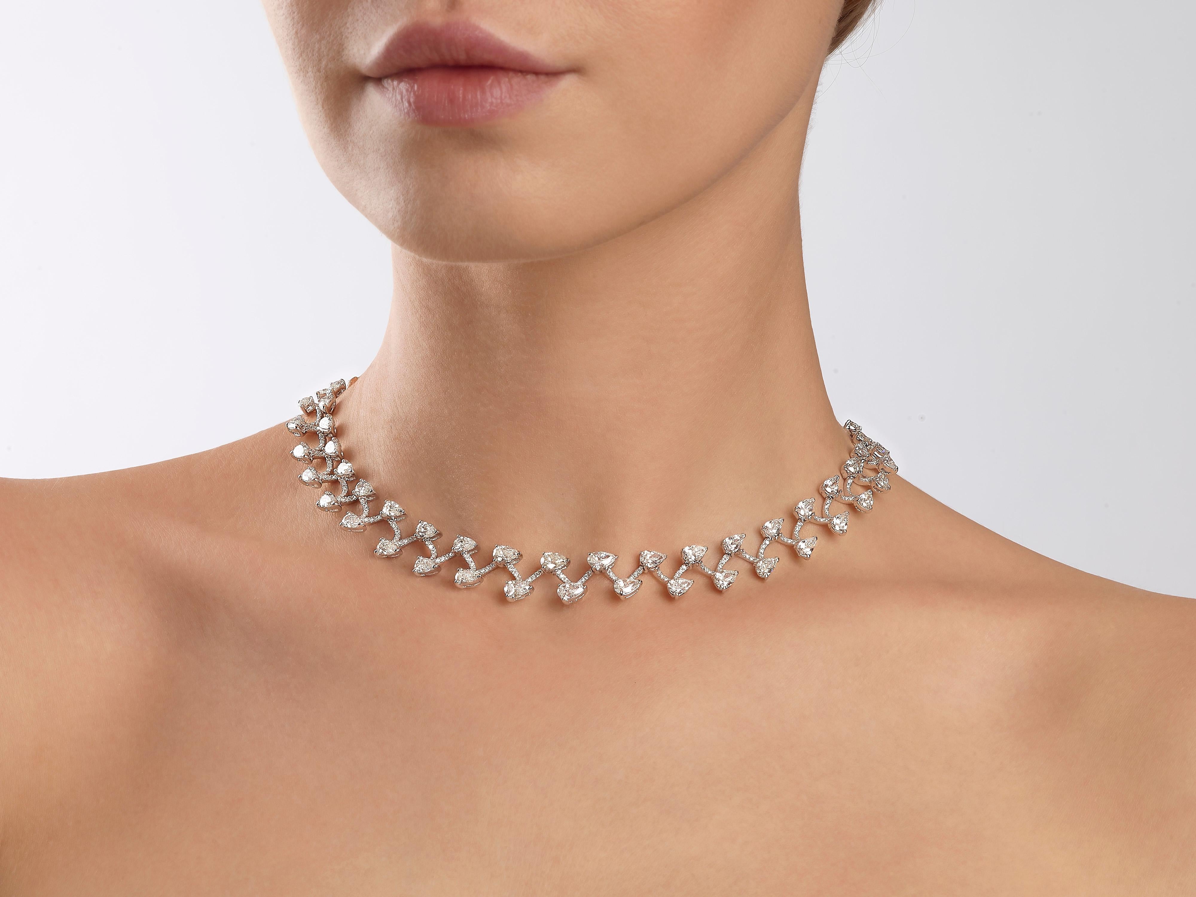 Women's or Men's 19.36 Carat Pear Round Brilliant Diamond 18 Karat White Gold Necklace