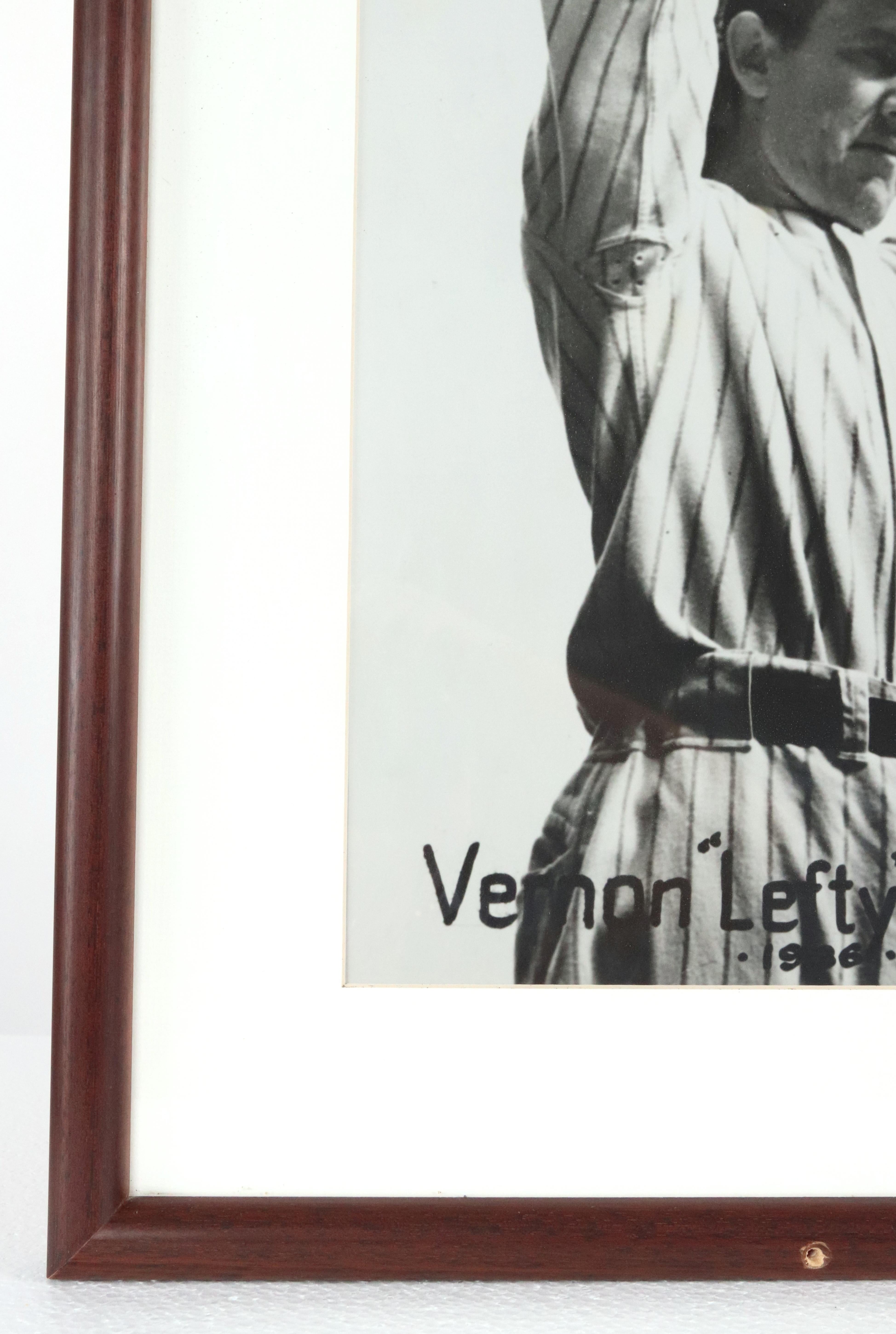 1936 Gerahmte Baseball-Spieler Vernon Lefty Gomez Fotografie im Angebot 2