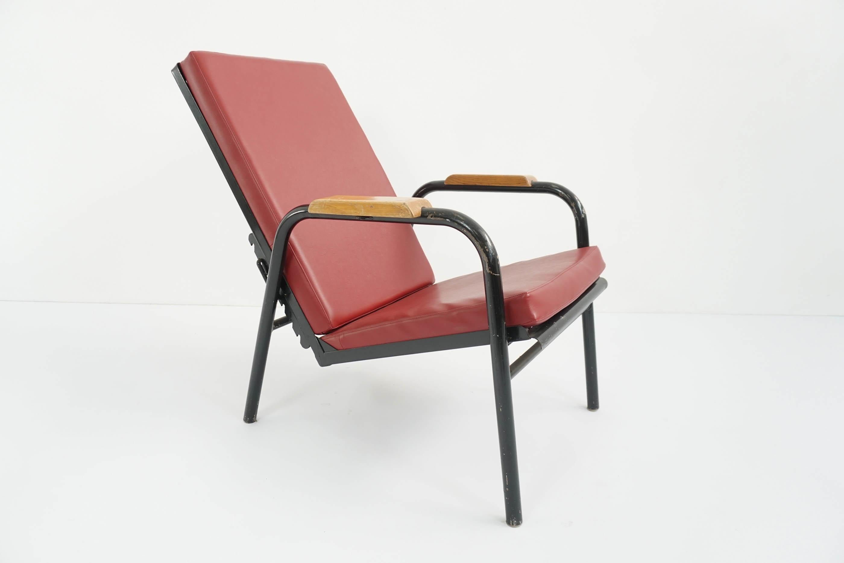 Mid-Century Modern 1936 Jean Prouvé et Jules Leleu pour le sanatorium Martel de Janville, France