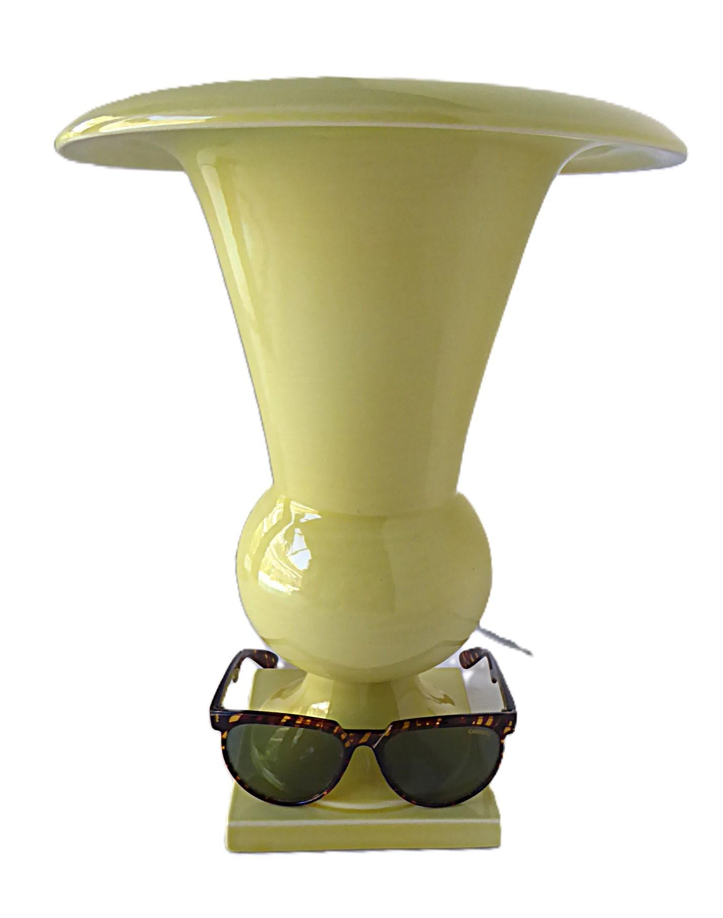 Américain Vase TAC Trenton Art China Ceramic Art Déco de 1936, en stock ancien, États-Unis en vente