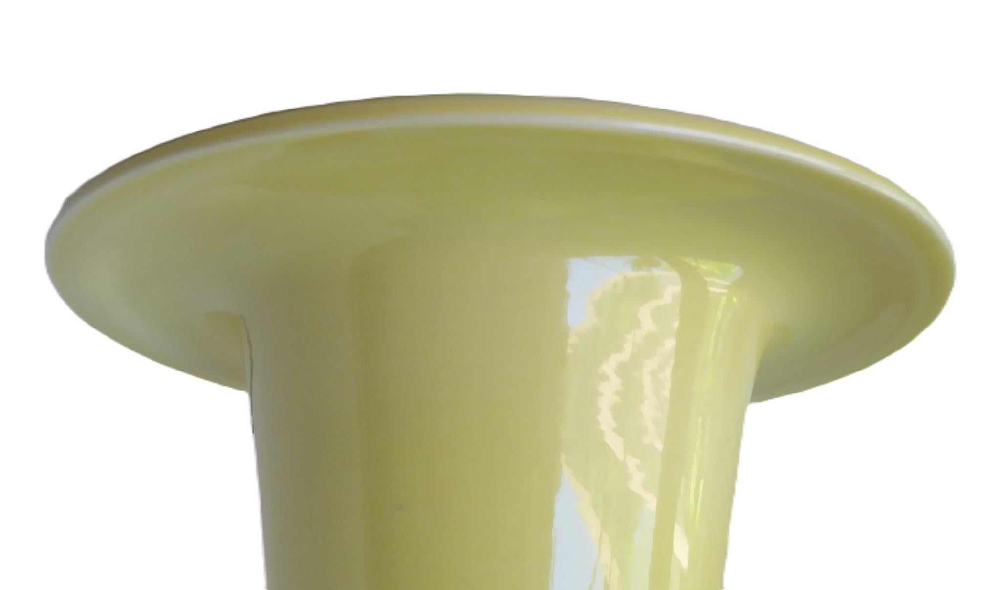 Céramique Vase TAC Trenton Art China Ceramic Art Déco de 1936, en stock ancien, États-Unis en vente