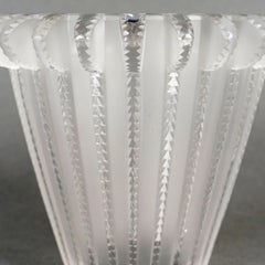 1936 René Lalique - Vase Royat Frosted Glass