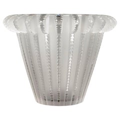 1936 René Lalique - Vase Royat Frosted Glass