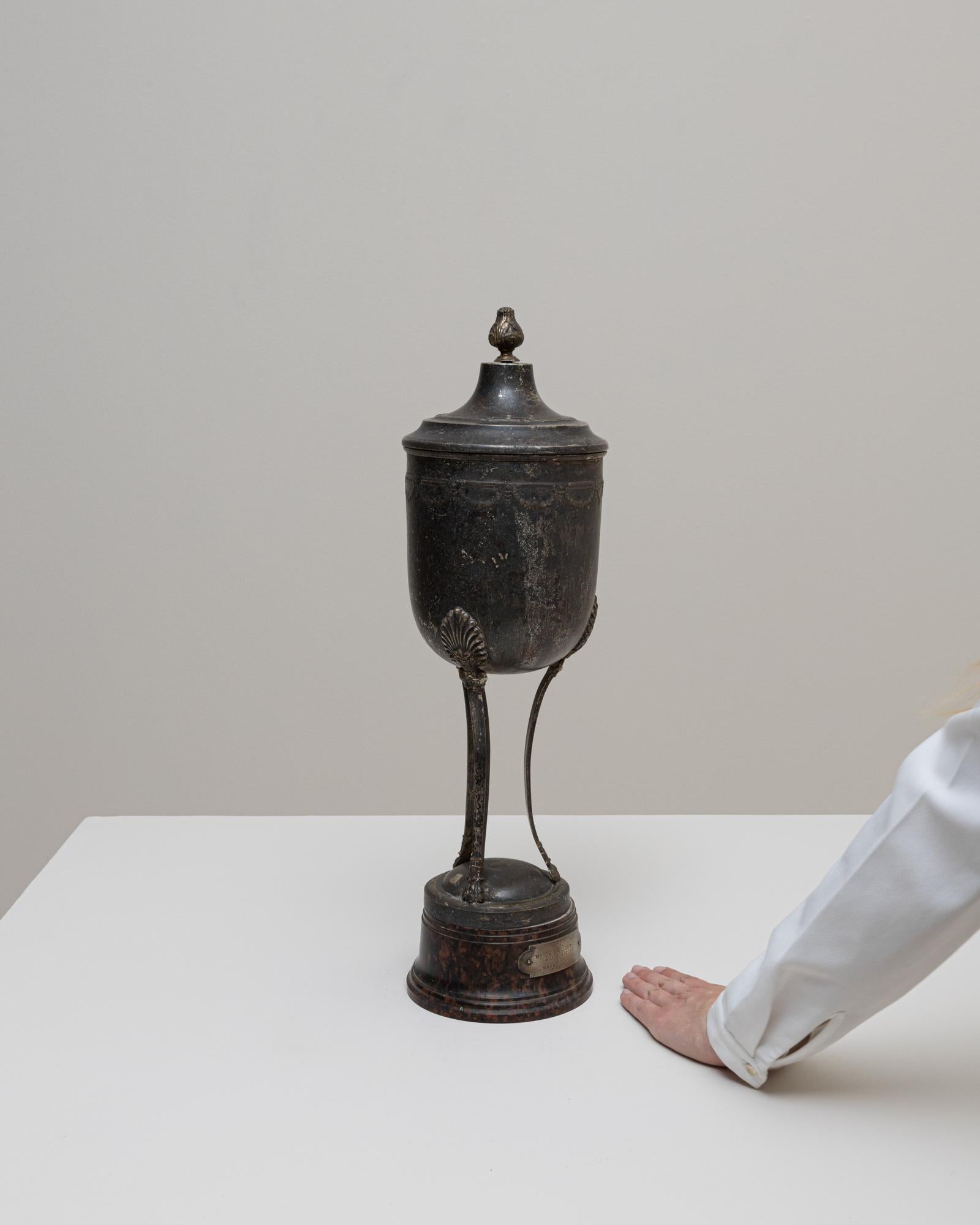 1937 Calice belga placcato in argento in vendita 1