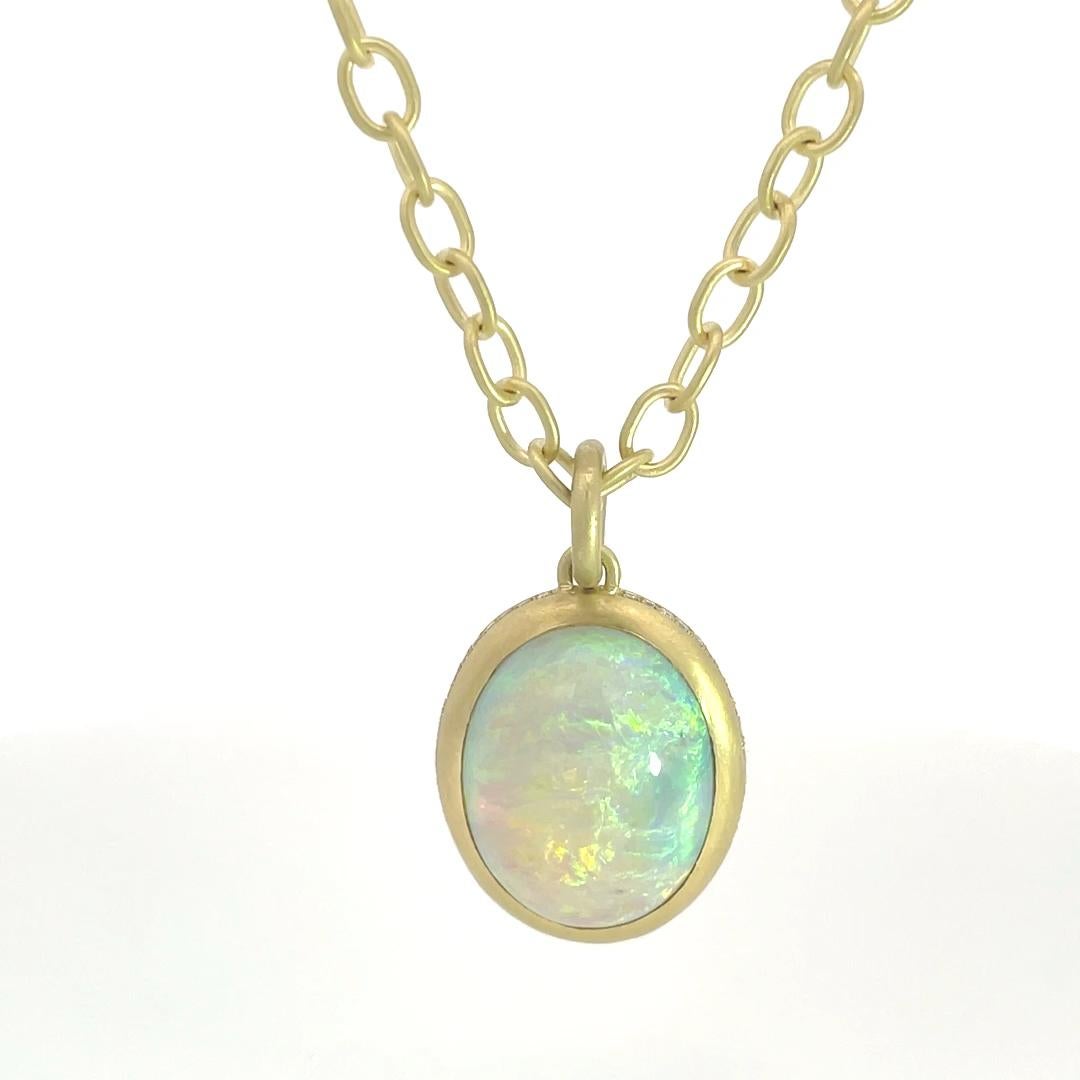Corcoran Feld Blitzkamm Kristall Opal

Spektakulär in Größe, Farbe und Form und mit einer atemberaubenden Farbpalette ist dieser ovale Kristallopal von 19,37 Karat ein Stein in Edelsteinqualität für den begeisterten Sammler oder Schmuckliebhaber.