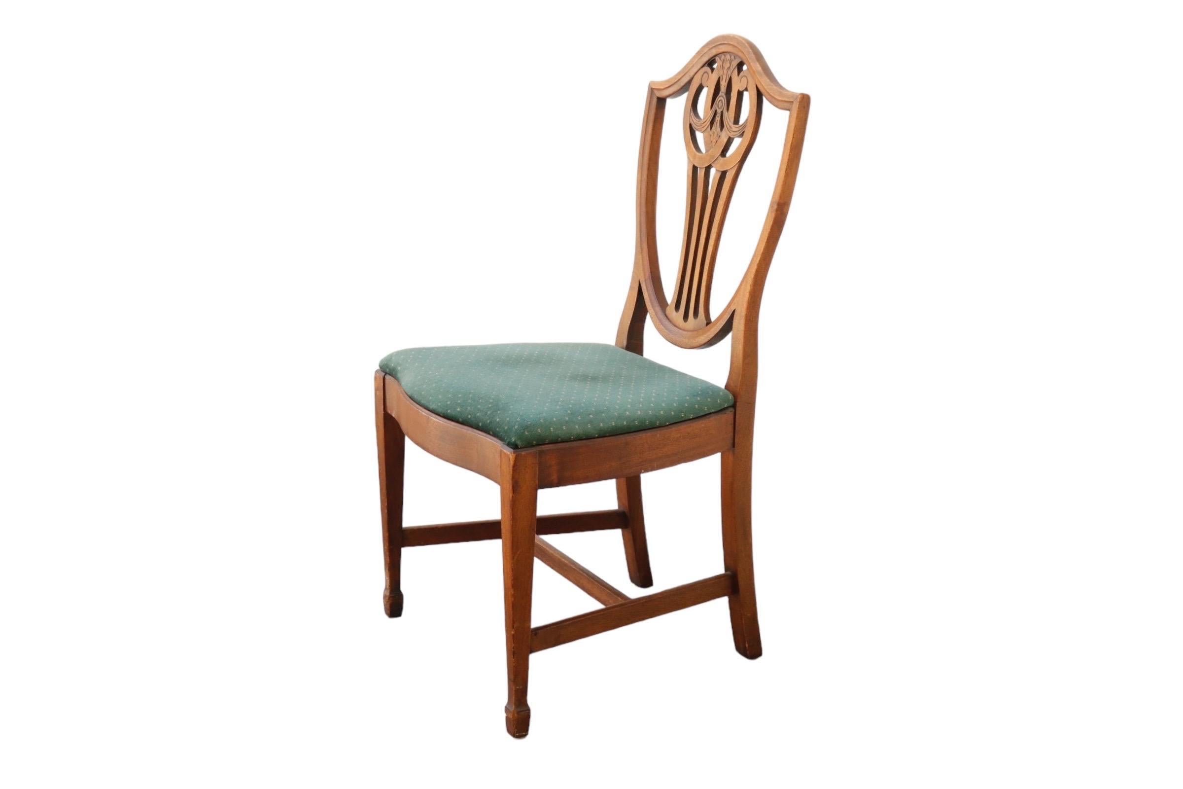 Georgian 1937 Macys Shield Back Dining Chairs - Set of 6 For Sale