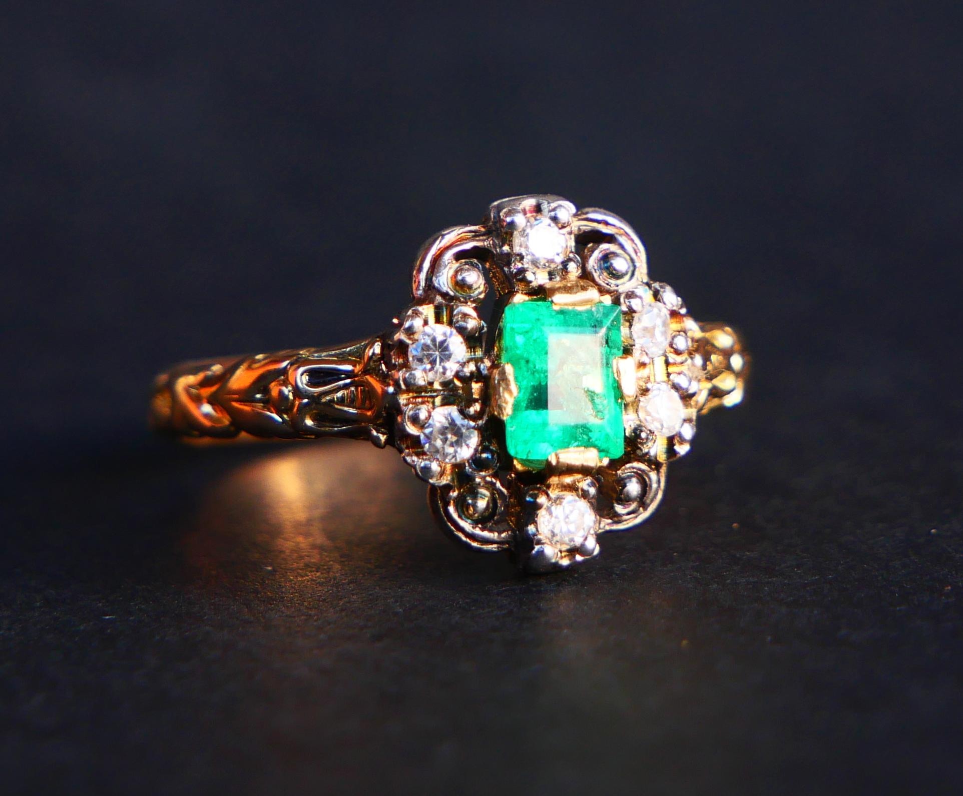 Art Deco 1937 Nordic Ring Emerald Diamonds solid 18K Gold ØUS 7.75US / 3.75 gr For Sale