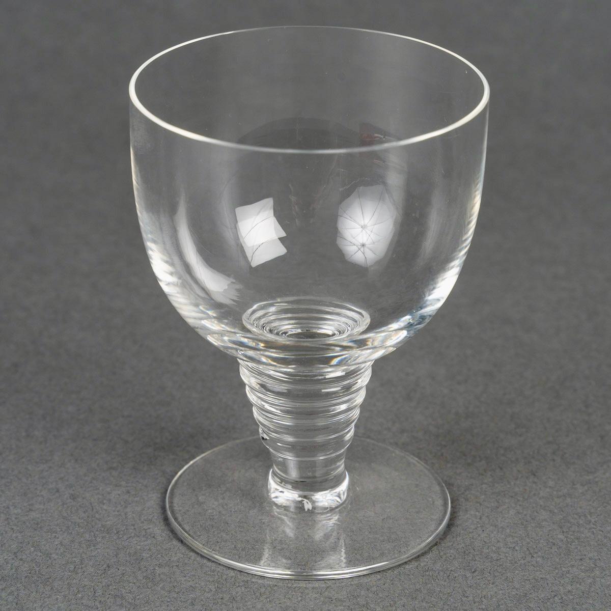 1937 René Lalique - Juego modernista Art Déco de 8 copas de vino Tonnerre Art Decó en venta