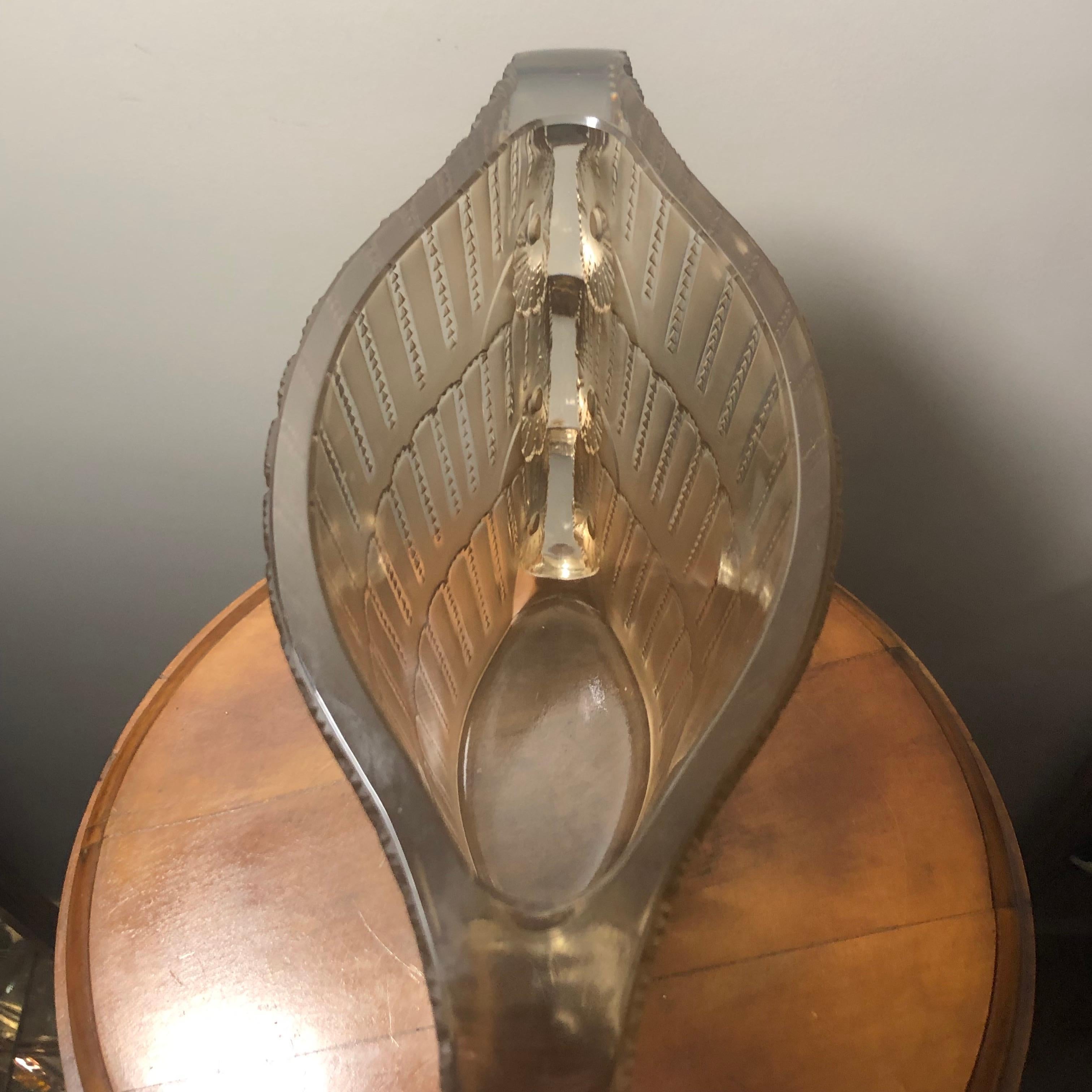 1937 René Lalique Jaffa Vase in Clear Frosted Sepia Stained Glass In Good Condition In Boulogne Billancourt, FR