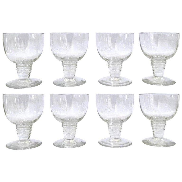 1937 René Lalique Set of 8 Wine Glasses Tonnerre For Sale at 1stDibs