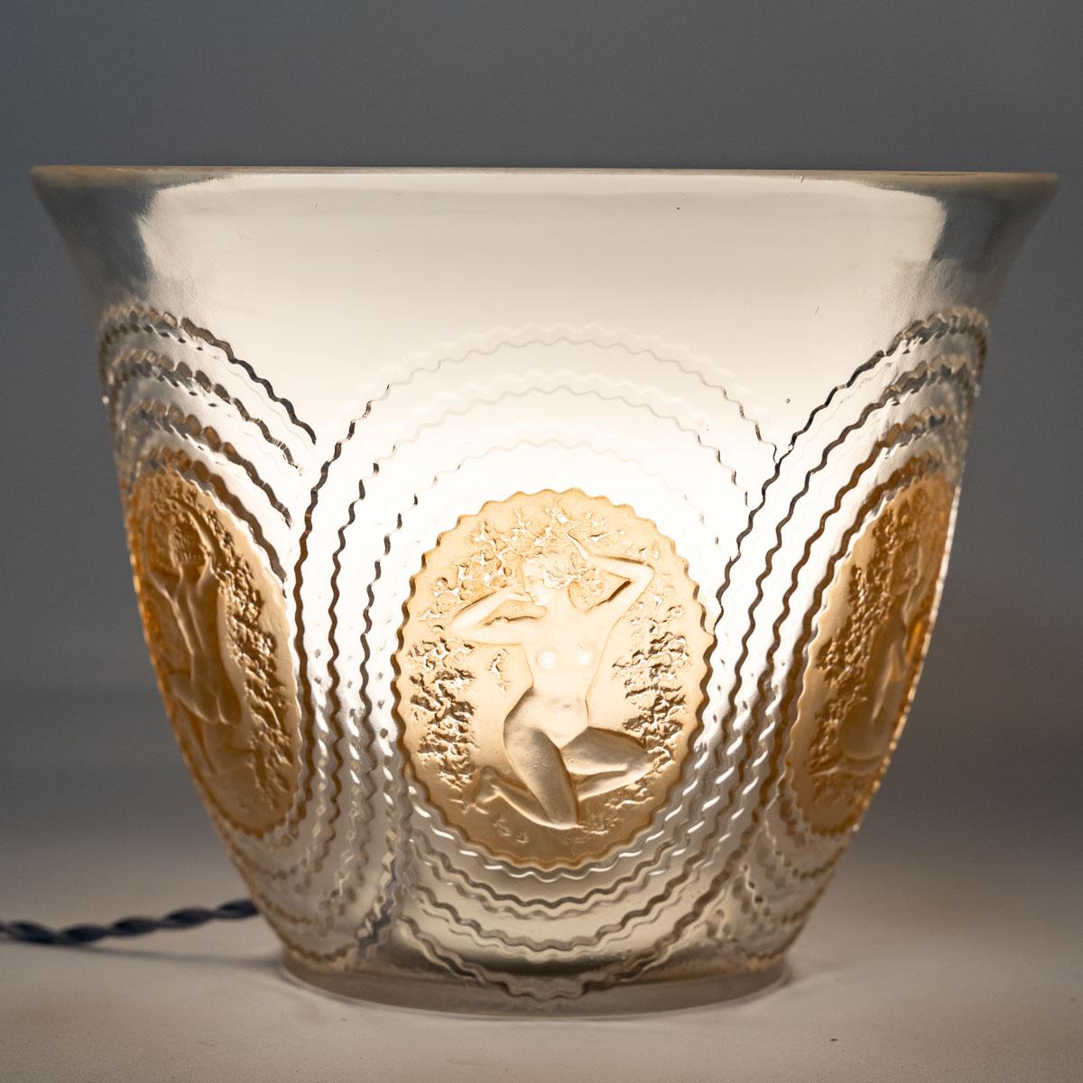 Molded 1937 Rene Lalique, Table Lamp Reflector Vase Driades Frosted Glass Sepia Patina