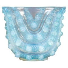 1937 René Lalique - Vaso Art Deco Vichy in vetro opalescente con patina blu