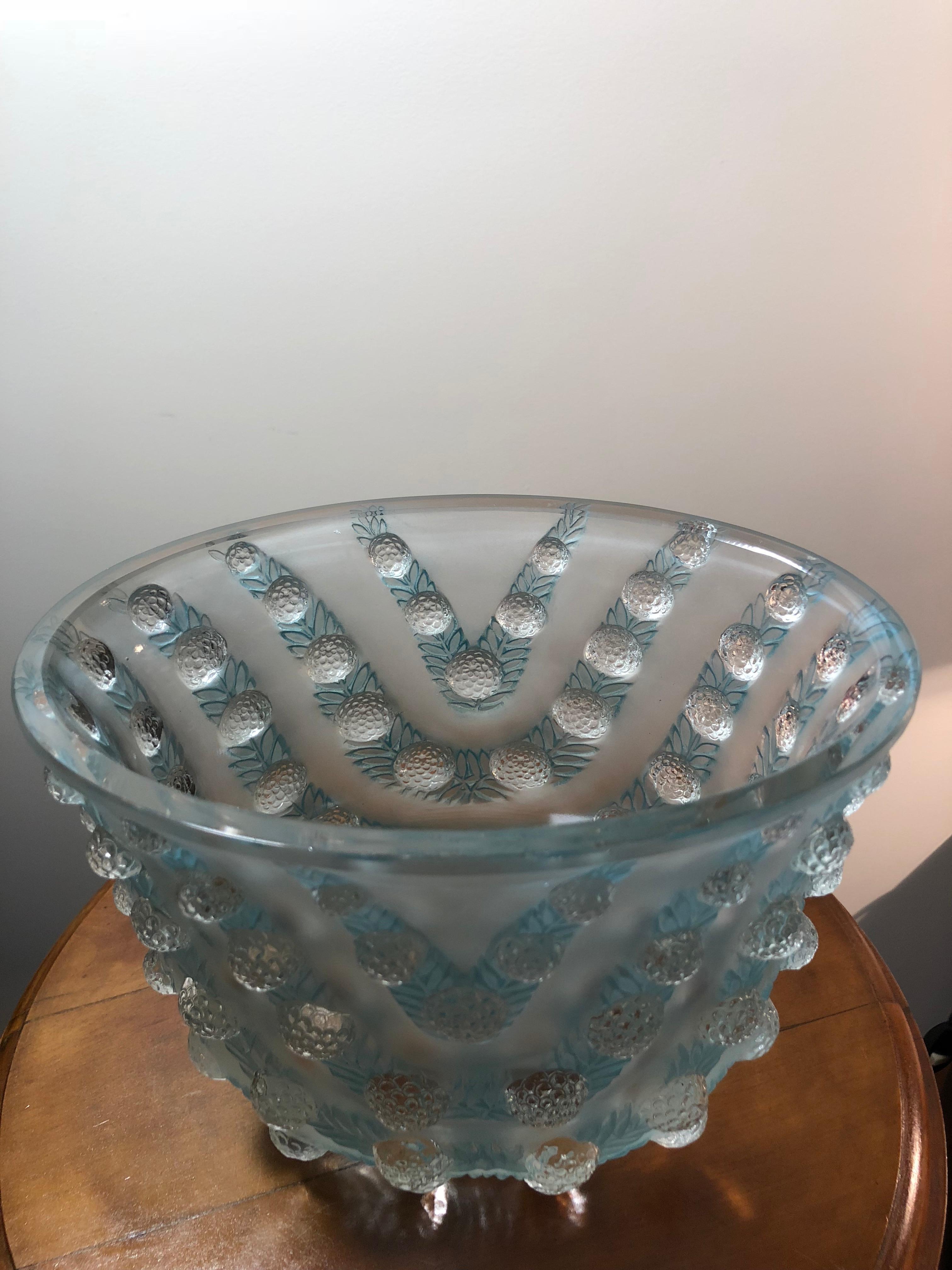 Art Deco 1937 René Lalique Vichy Vase in Frosted and Blue Stained Glass, Flowers
