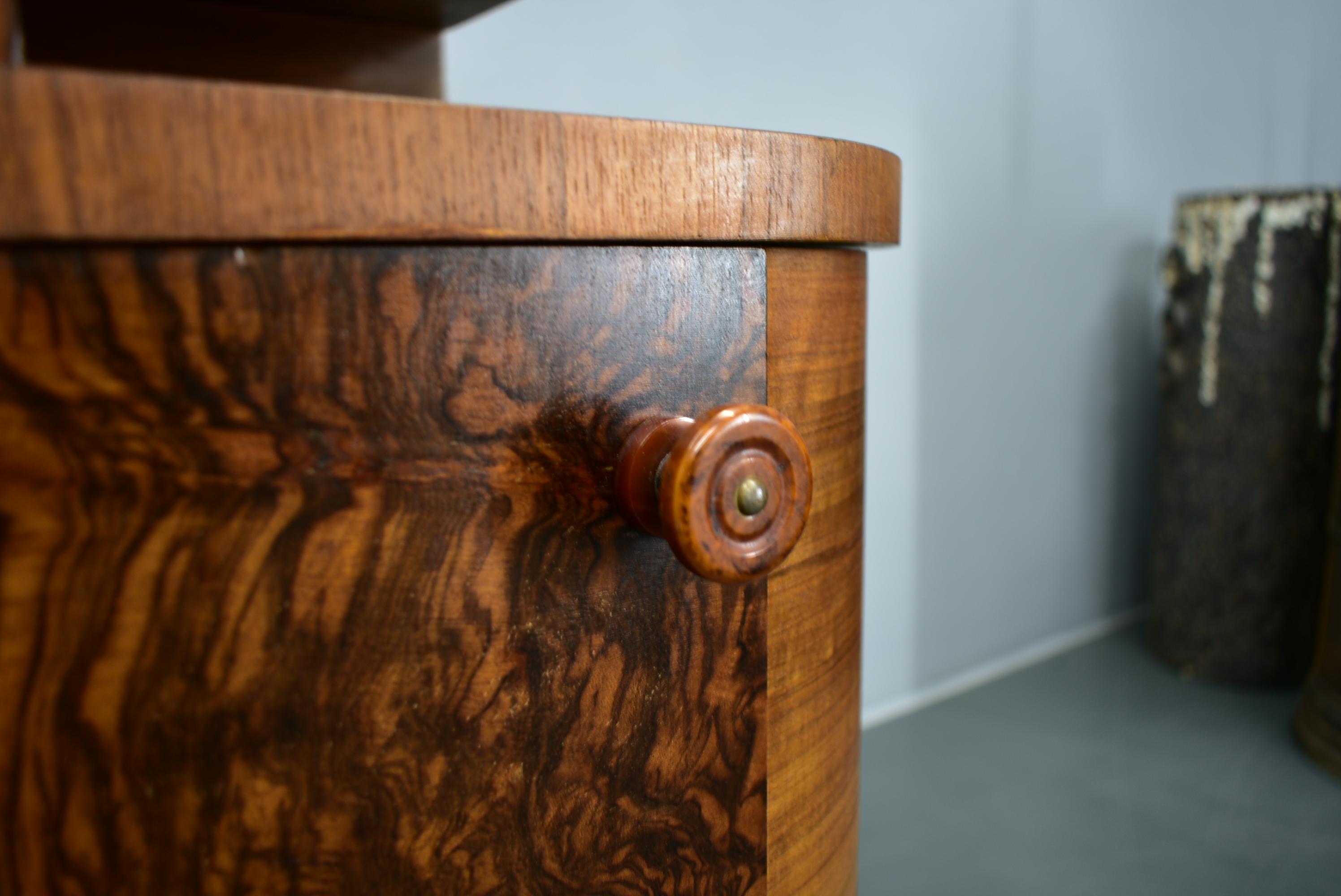 Coppia di comodini Art Déco degli anni '1937, Cecoslovacchia in vendita 5