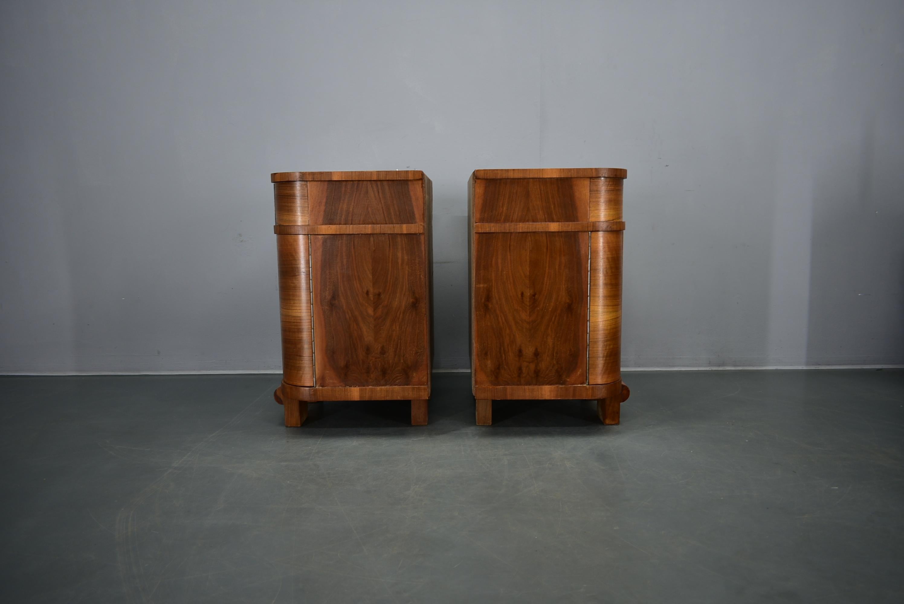 Coppia di comodini Art Déco degli anni '1937, Cecoslovacchia in vendita 6