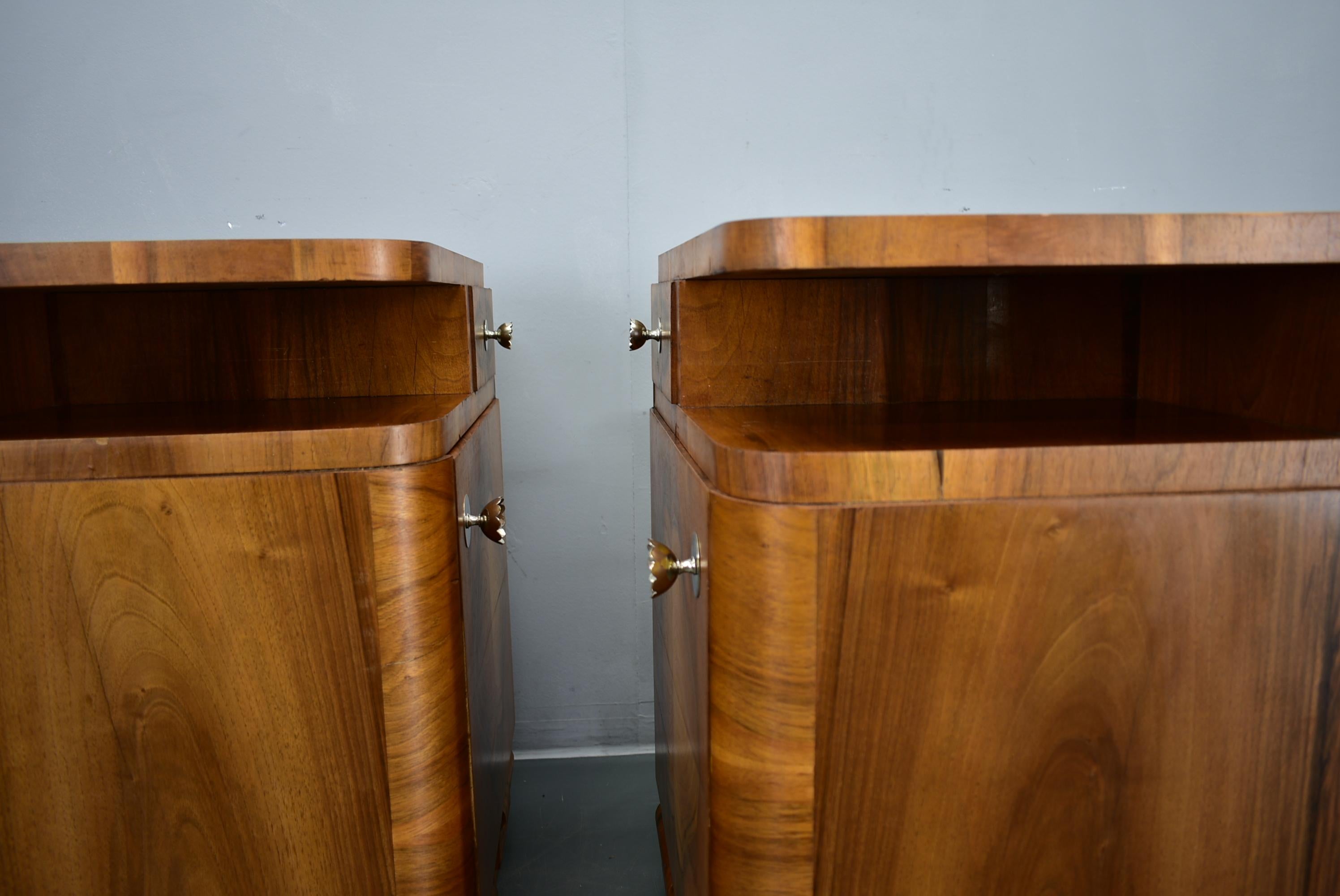 1937s Pair of Art Deco Bedside Tables, Czechoslovakia For Sale 8