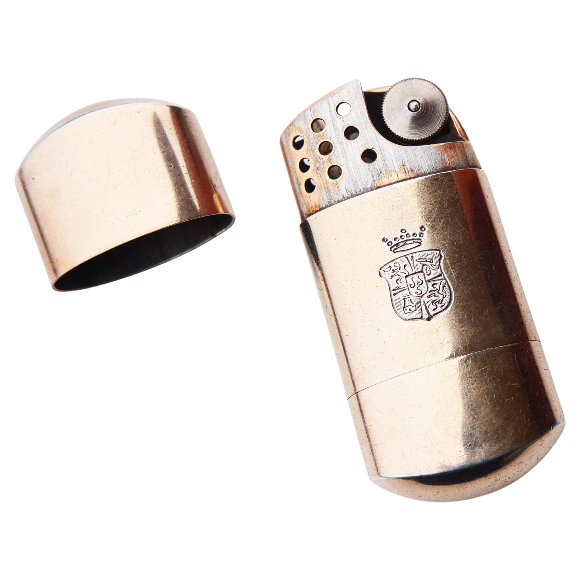 1938 Accendino a gas del barone A.W.C. von Gyllenkrok in argento massiccio dorato 830 / 57gr. in vendita