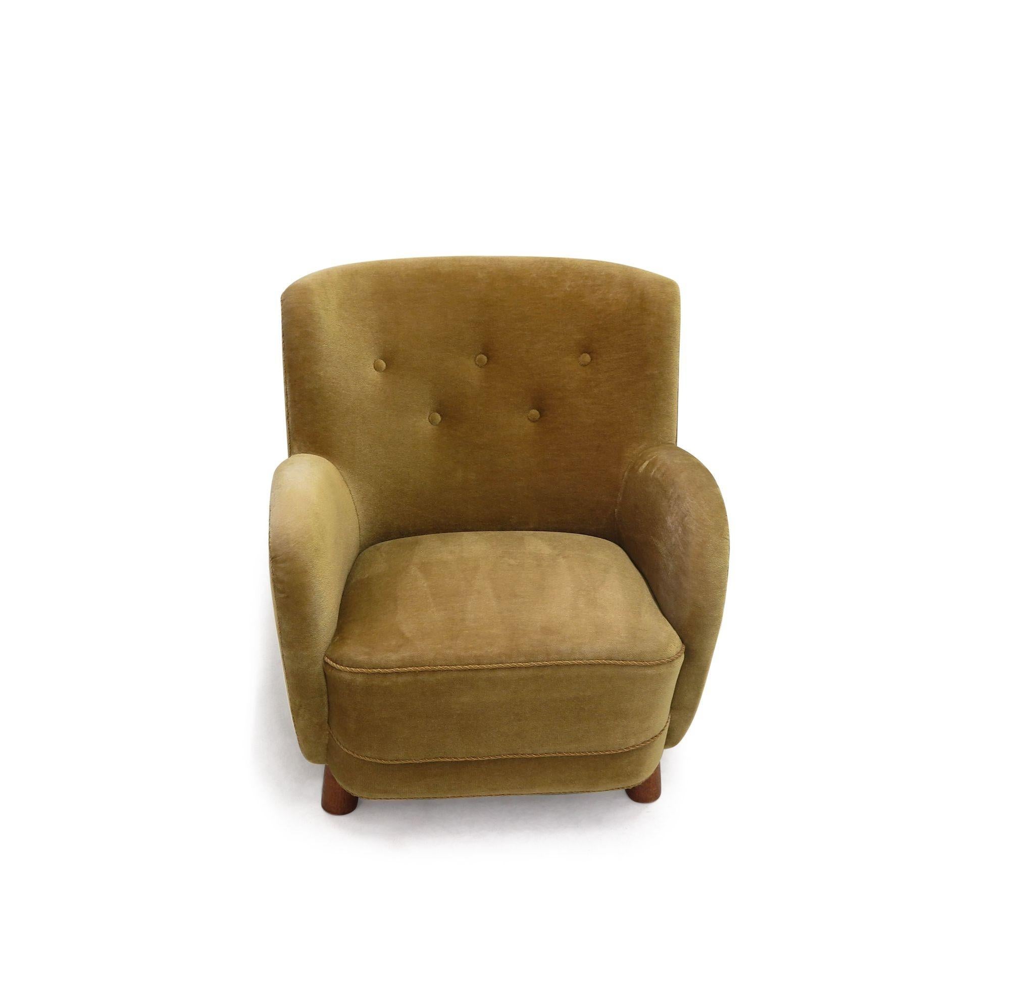 1938 Flemming Lassen for Georg Kofoed Danish Lounge Chair in Original Mohair For Sale 5