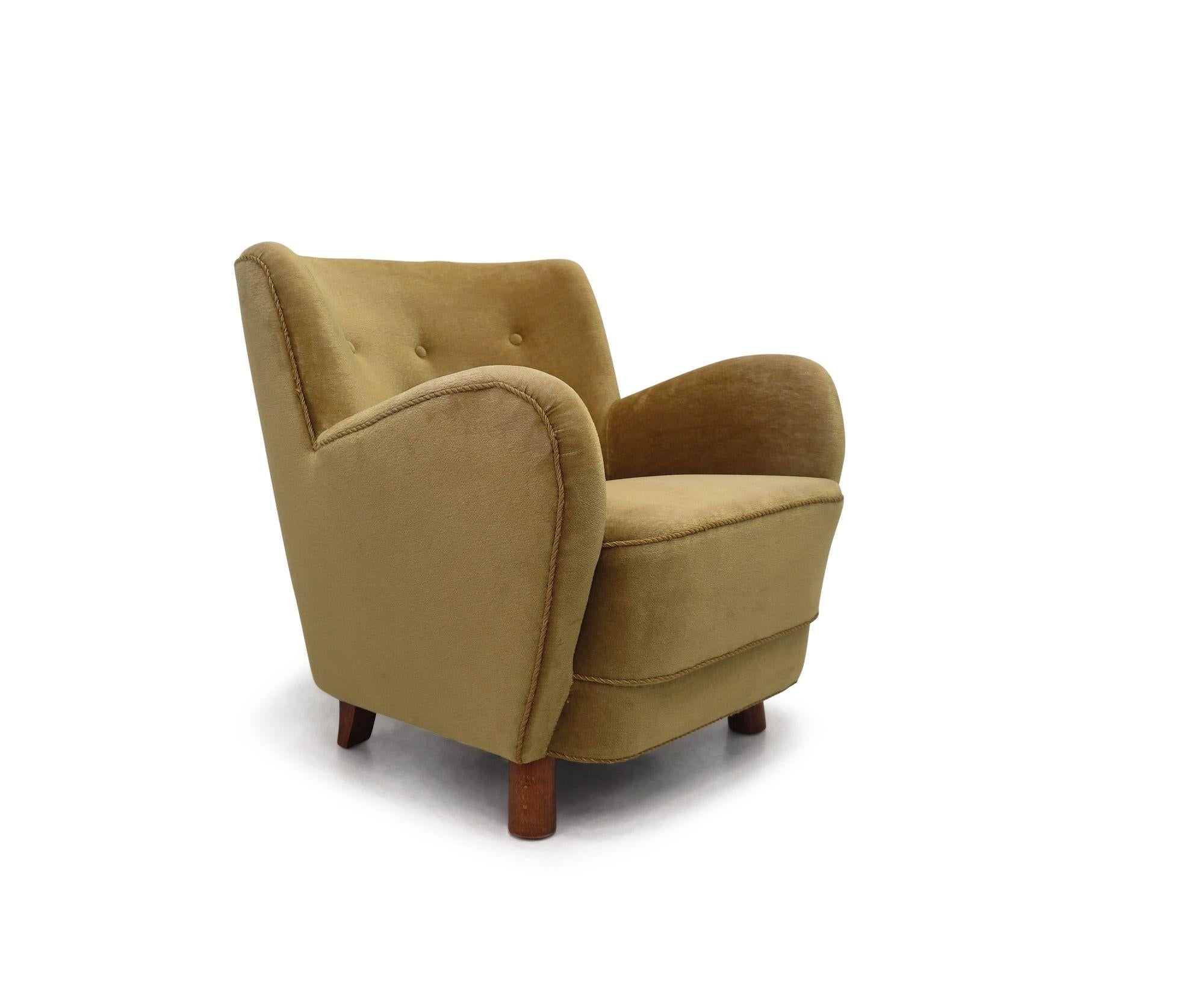 1938 Flemming Lassen for Georg Kofoed Danish Lounge Chair in Original Mohair In Excellent Condition For Sale In Oakland, CA