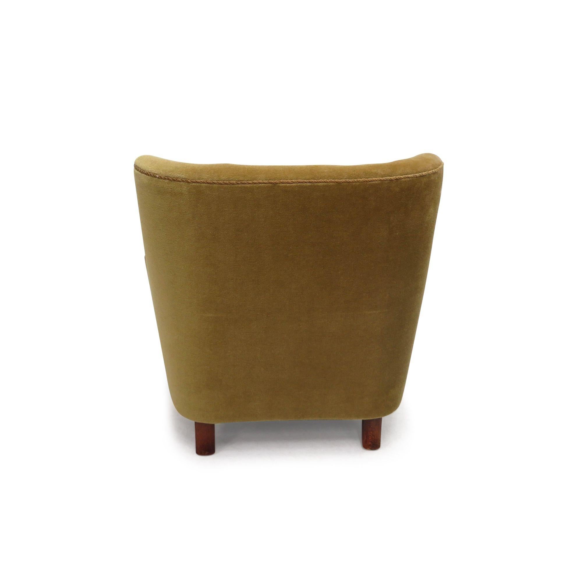1938 Flemming Lassen for Georg Kofoed Danish Lounge Chair in Original Mohair For Sale 3