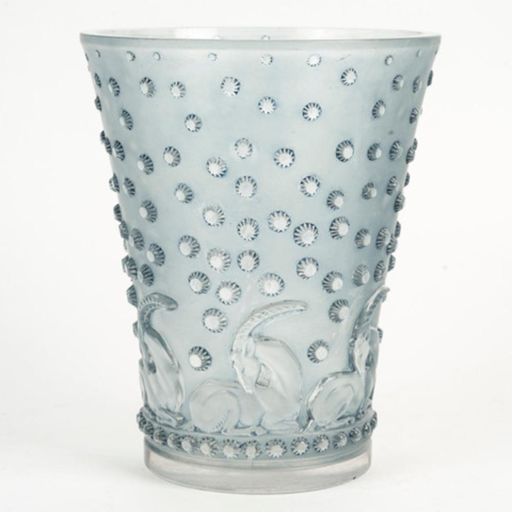 1938, René Lalique - “Ajaccio” vase. In Excellent Condition For Sale In SAINT-OUEN-SUR-SEINE, FR