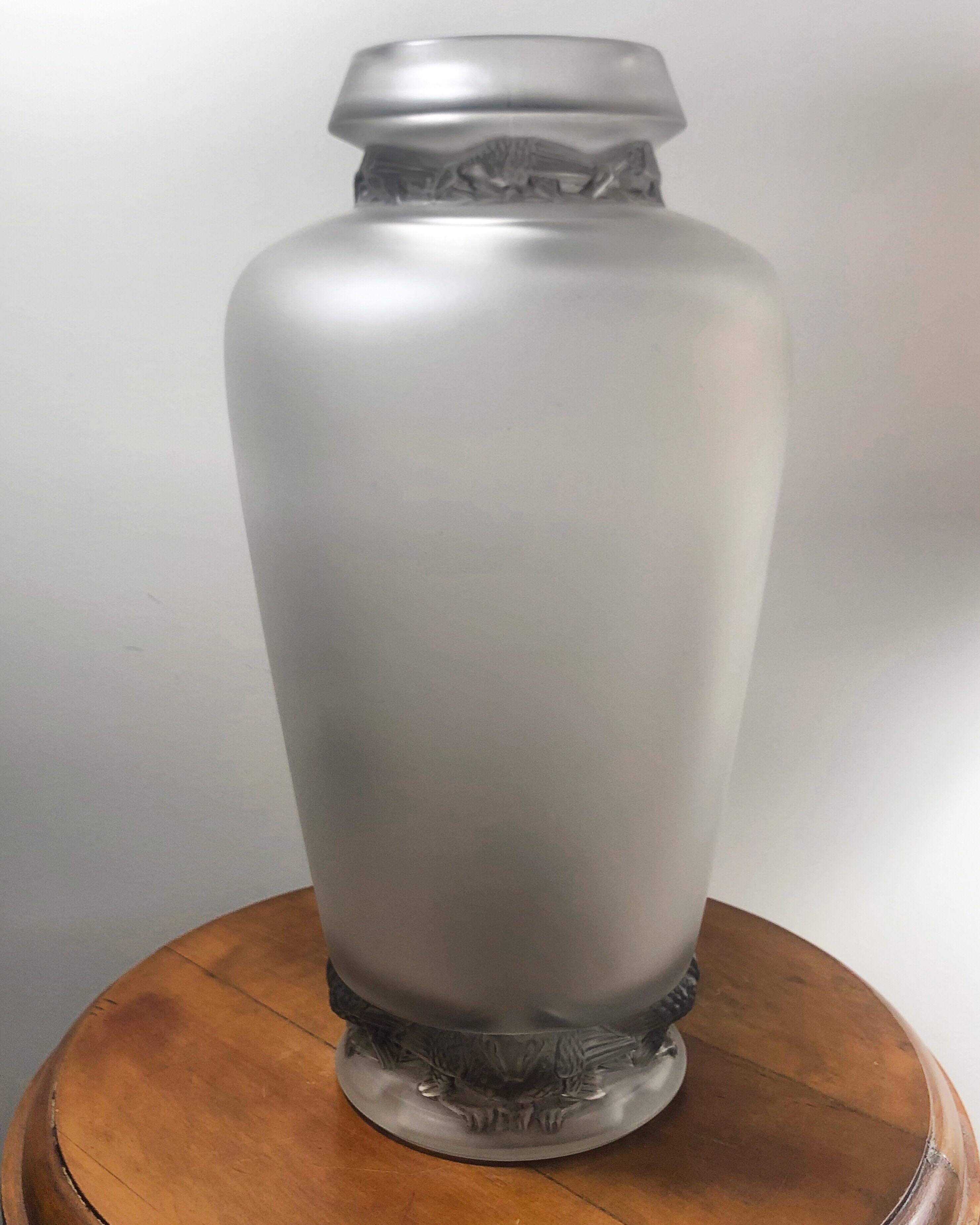 Art Deco 1938 René Lalique Frise Aigles Vase in Frosted Glass with Grey Patina, Eagles