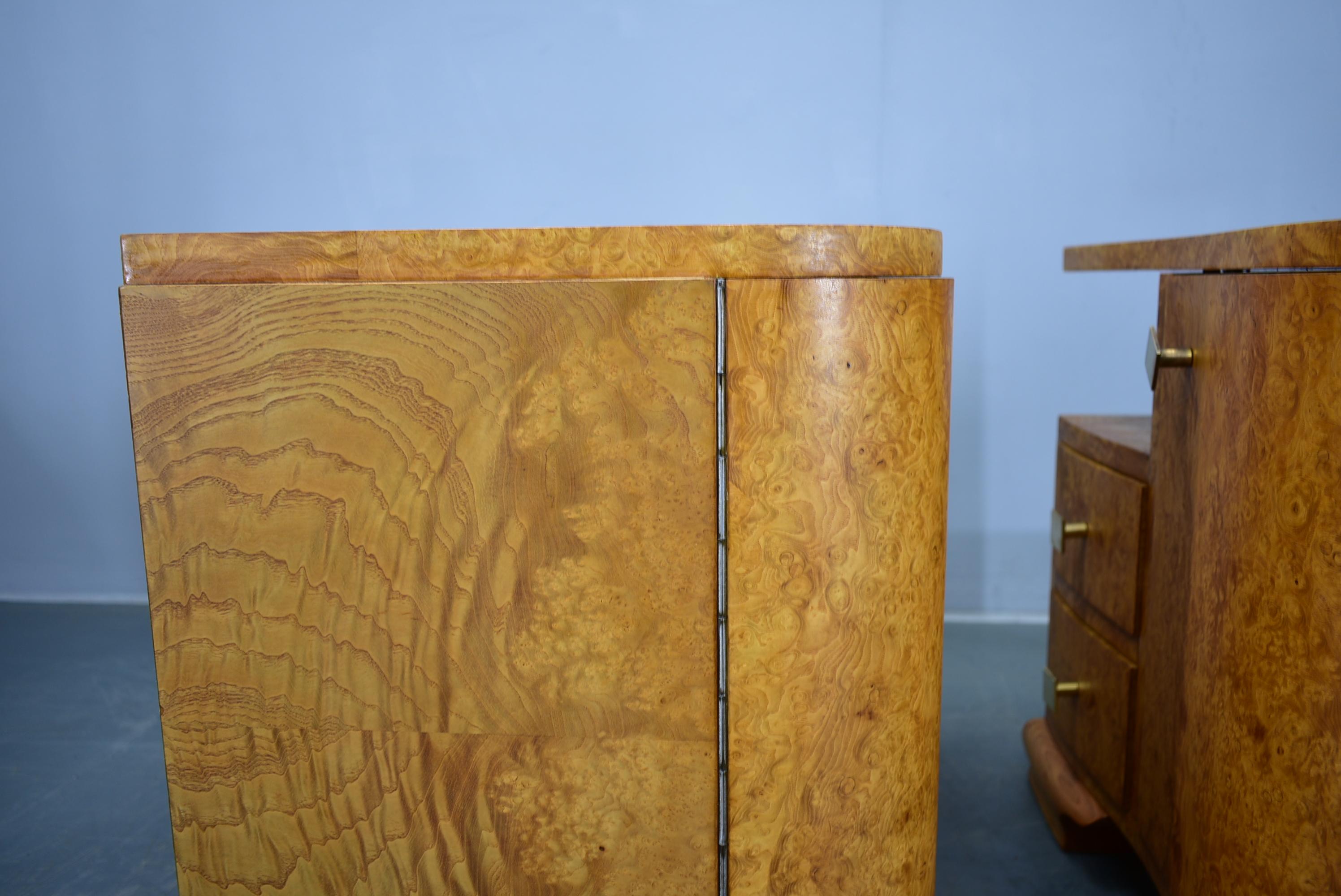 1938s Pair of Art Deco Bedside Tables, Czechoslovakia For Sale 12
