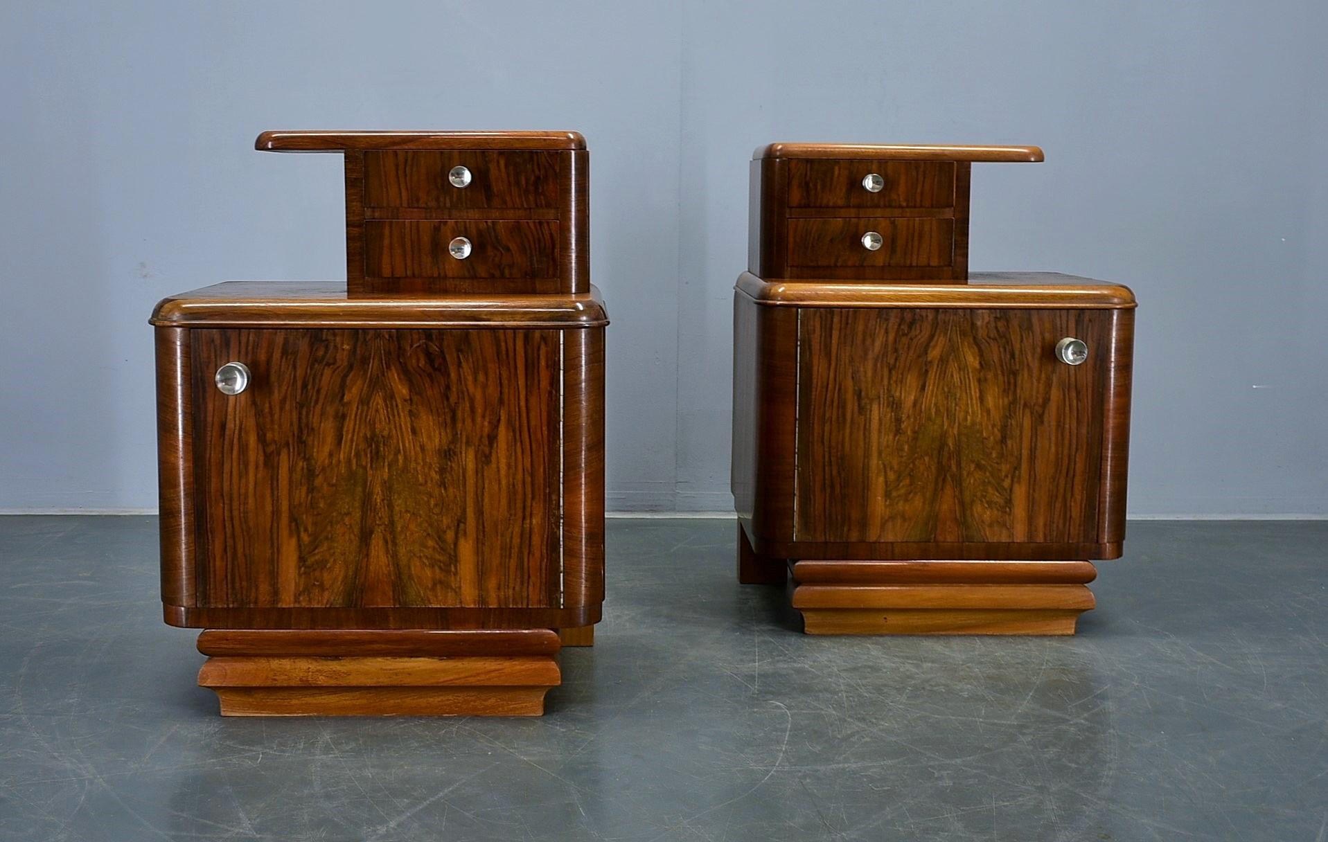 1938s Pair of Art Deco Bedside Tables, Czechoslovakia In Good Condition For Sale In Praha, CZ